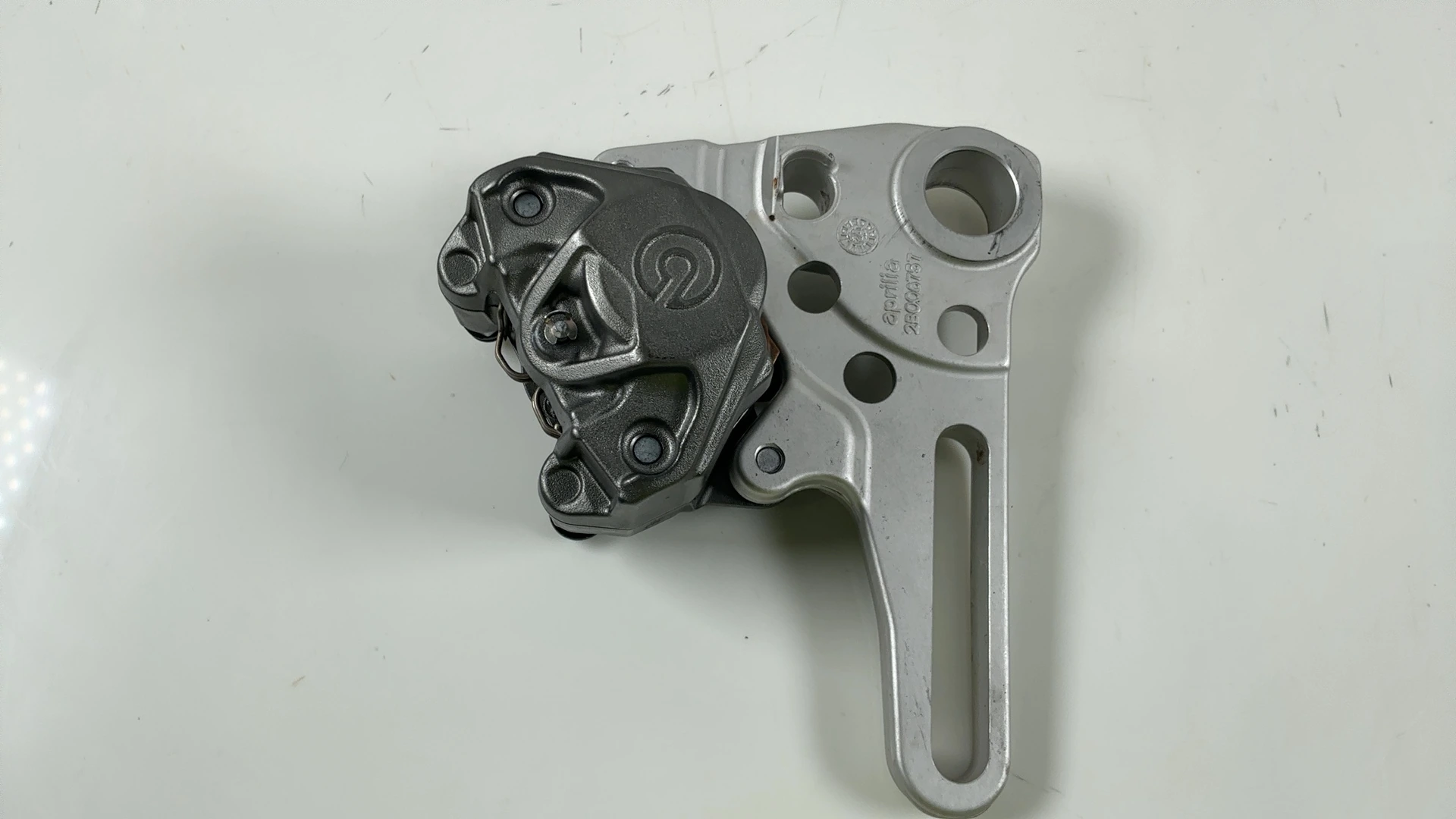 Aprilia RSV4 1100 Factory Rear Brake Caliper Bracket 2021-2026 OEM 2B007702 - Image 2