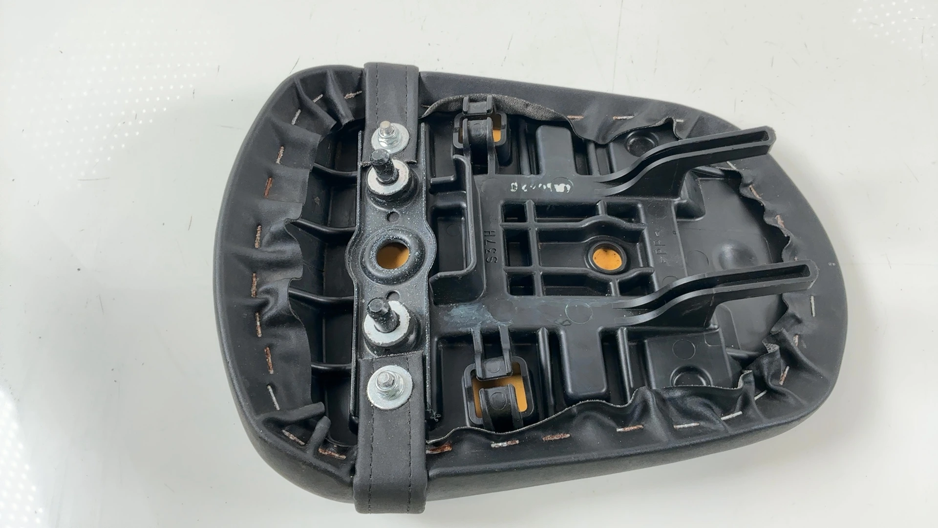Suzuki GSXR K8 600 Rear Passenger Pillion Seat 2008-09 OEM 45300-37H00-6BY S37H - Image 3
