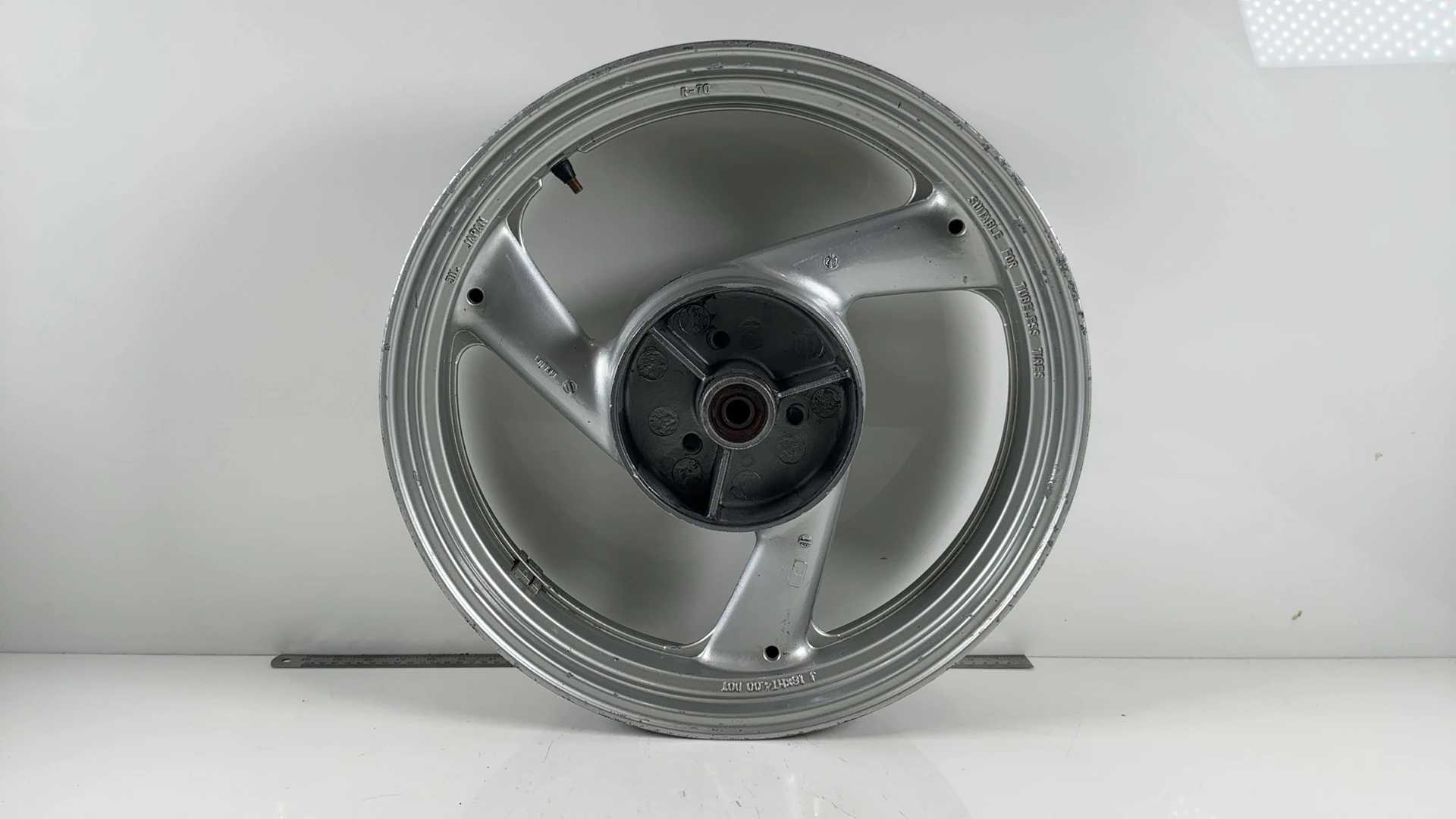 Yamaha XJ600S Diversion 4BR Rear Wheel Rim 1991-1997 OEM 3HE-25338-00 Enkei - Image 1