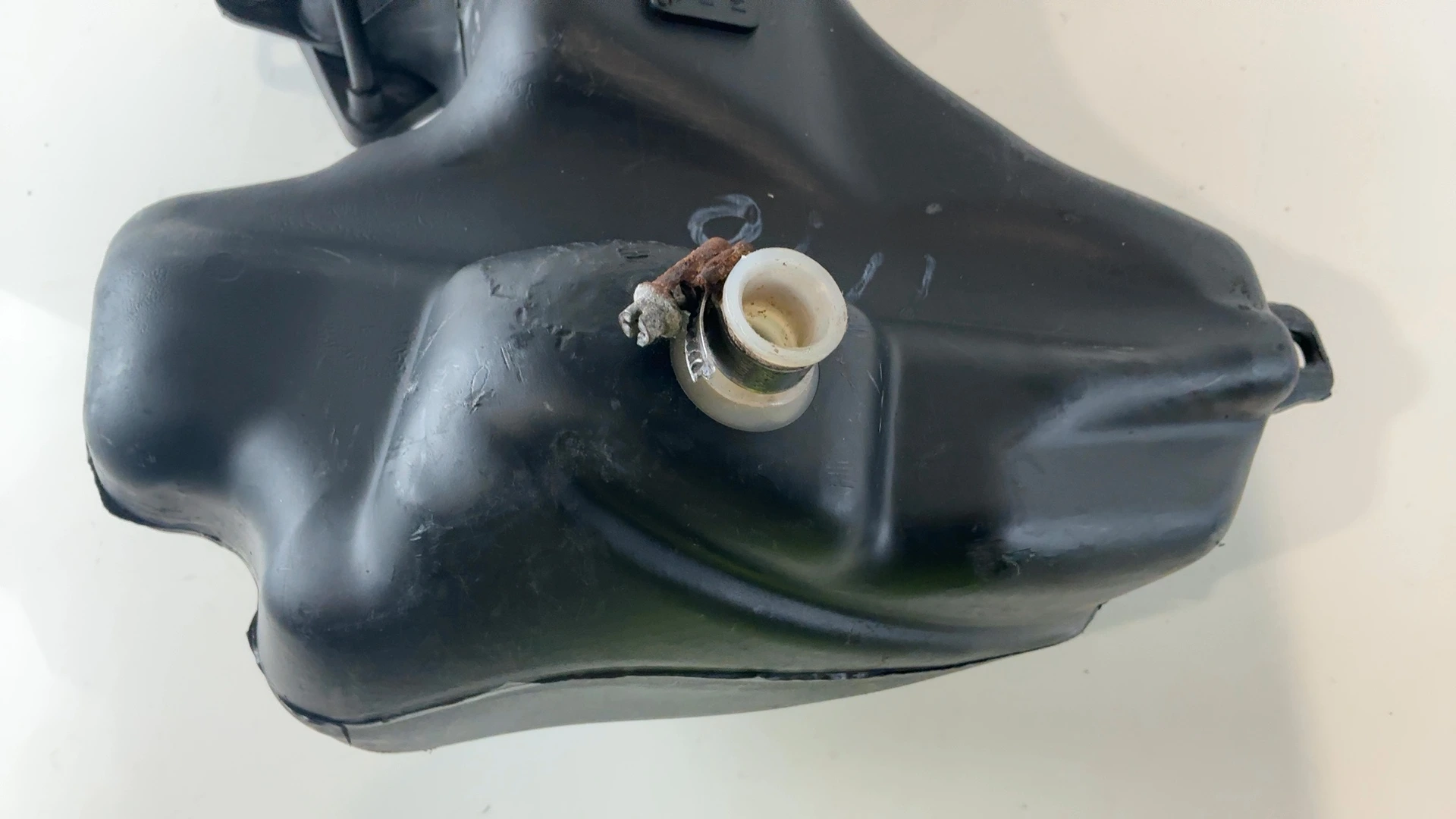 Peugeot Speedfight 100 100 CC Fuel Tank 1998-2007 OEM 736094 - Image 4