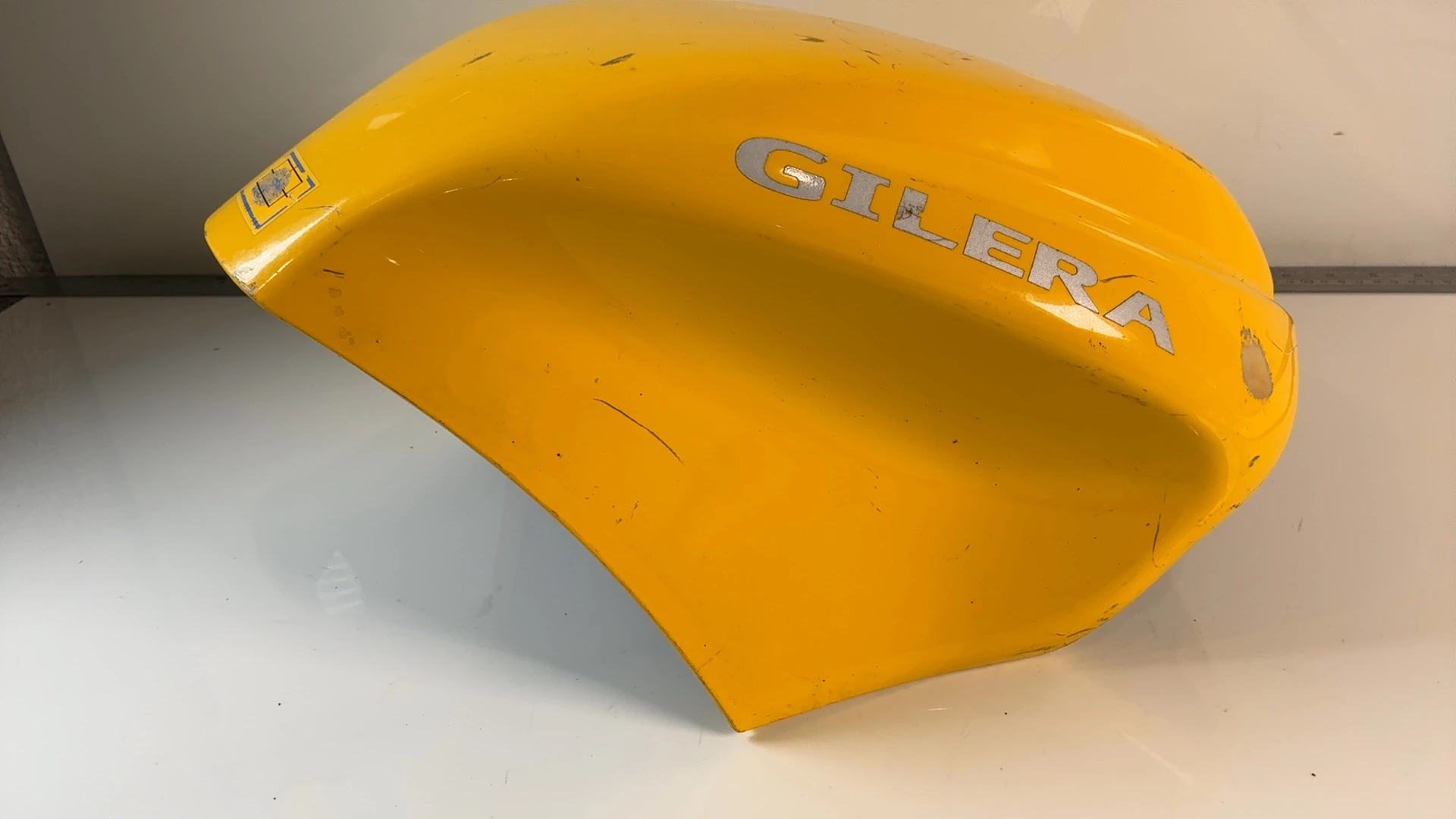 Gilera DNA 50 125 Fuel Tank Storage Cover 2000-2011 OEM 576402 Piaggio - Image 5