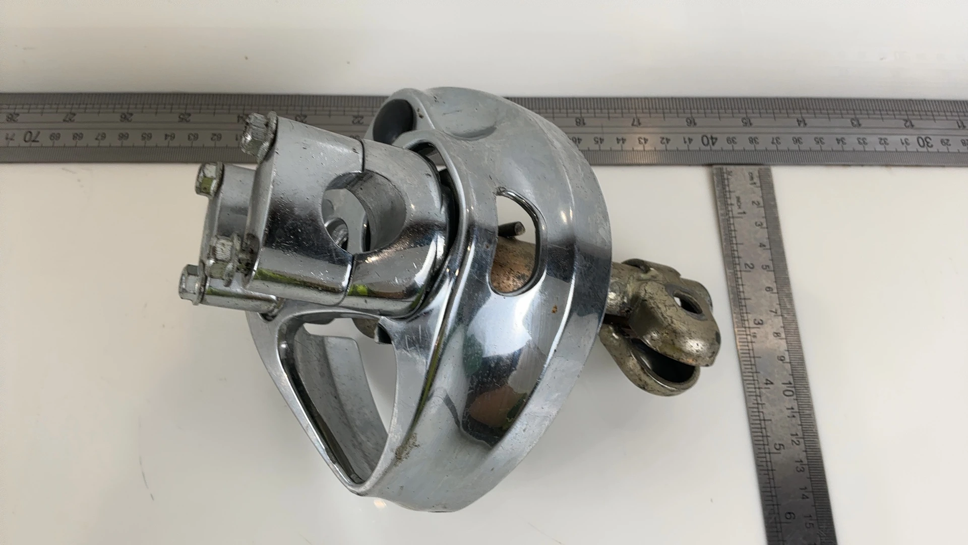 Yamaha Vino YJ50 50cc Steering Base Mount Post 2001-2005 OEM 5AU-23461-00-00 - Image 5