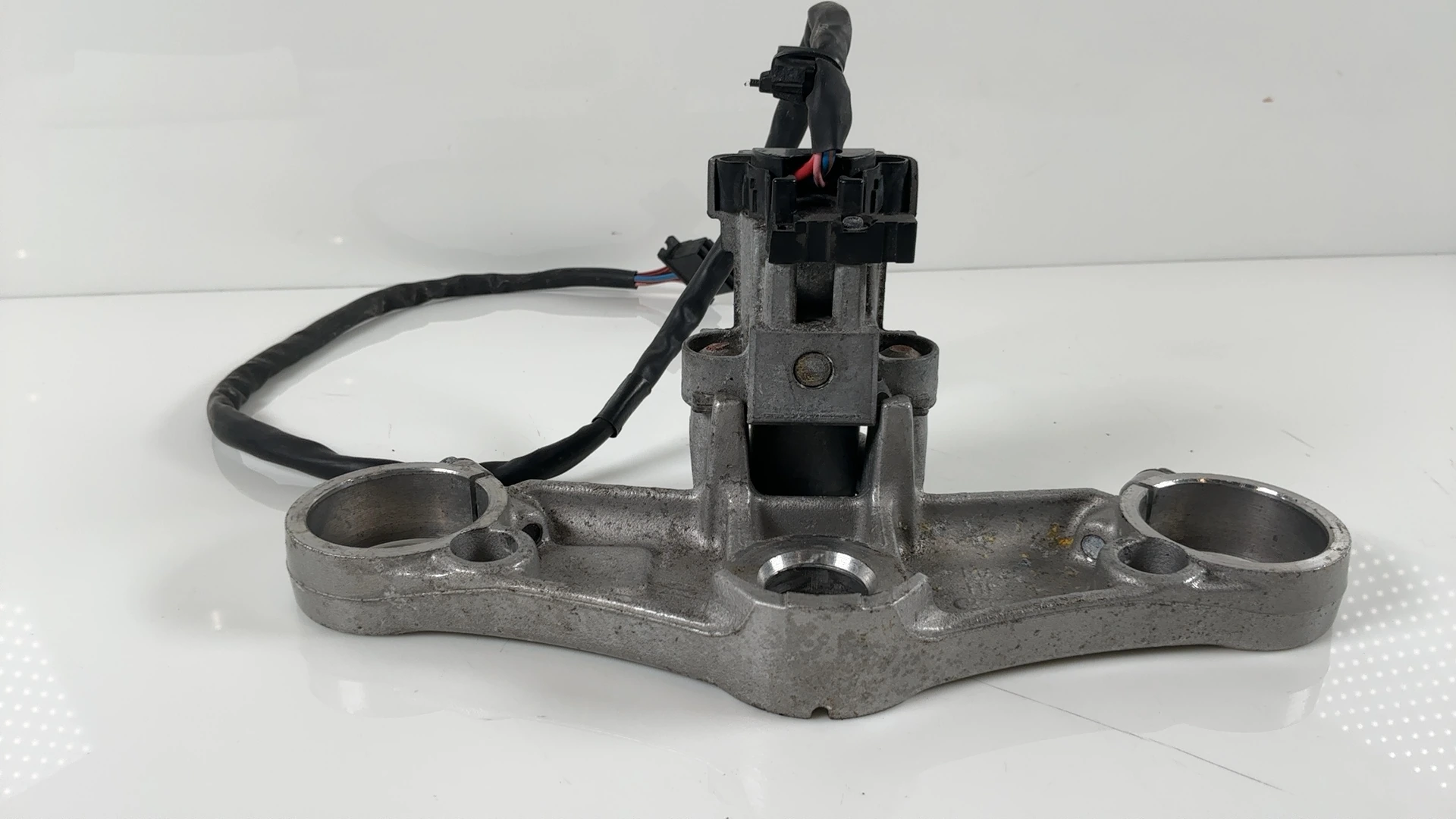 Honda VTR1000F VTR 1000 CC Upper Triple Tree Fork Clamp 1997-2000 53300-MBB-000