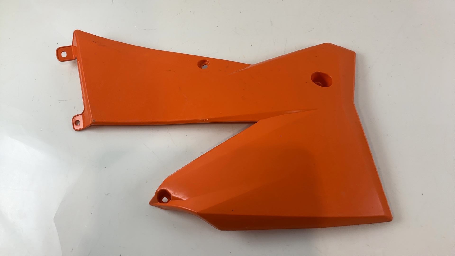 KTM EXC SX 125 200 300 450 Radiator Shroud Left 03-07 OEM 54808050000 - Image 4
