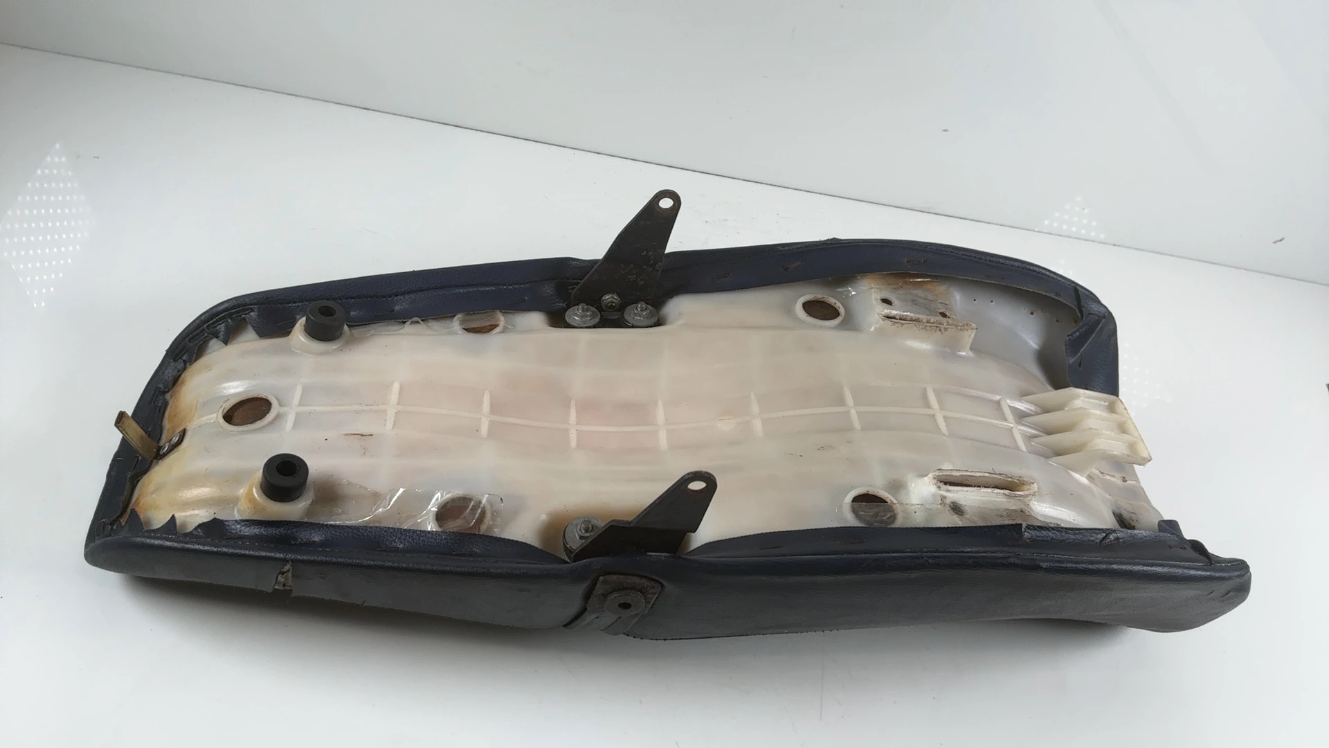 Honda NSR 125 F JC20 125cc Motorcycle Seat Saddle 1988-1994 OEM 77200-KY4-900ZC - Image 8