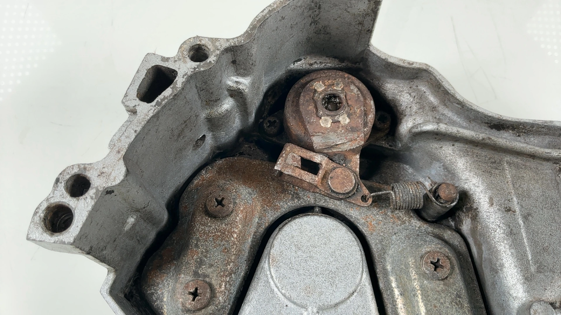 Yamaha FZR600 FZR400 Front Engine Sprocket Cover 1986-1994 OEM 2TK-15411-00-00 - Image 9