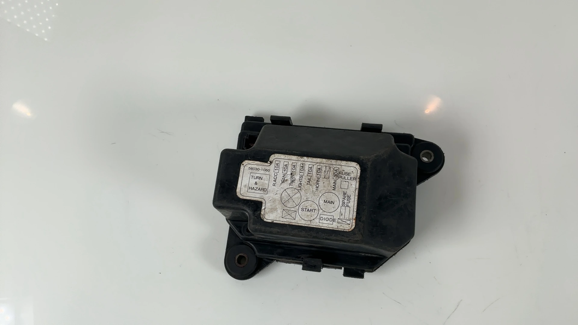 Kawasaki KZ1000 J3 1000 Fuse Junction Relay Box 1983 OEM 59416-1056 - Image 1