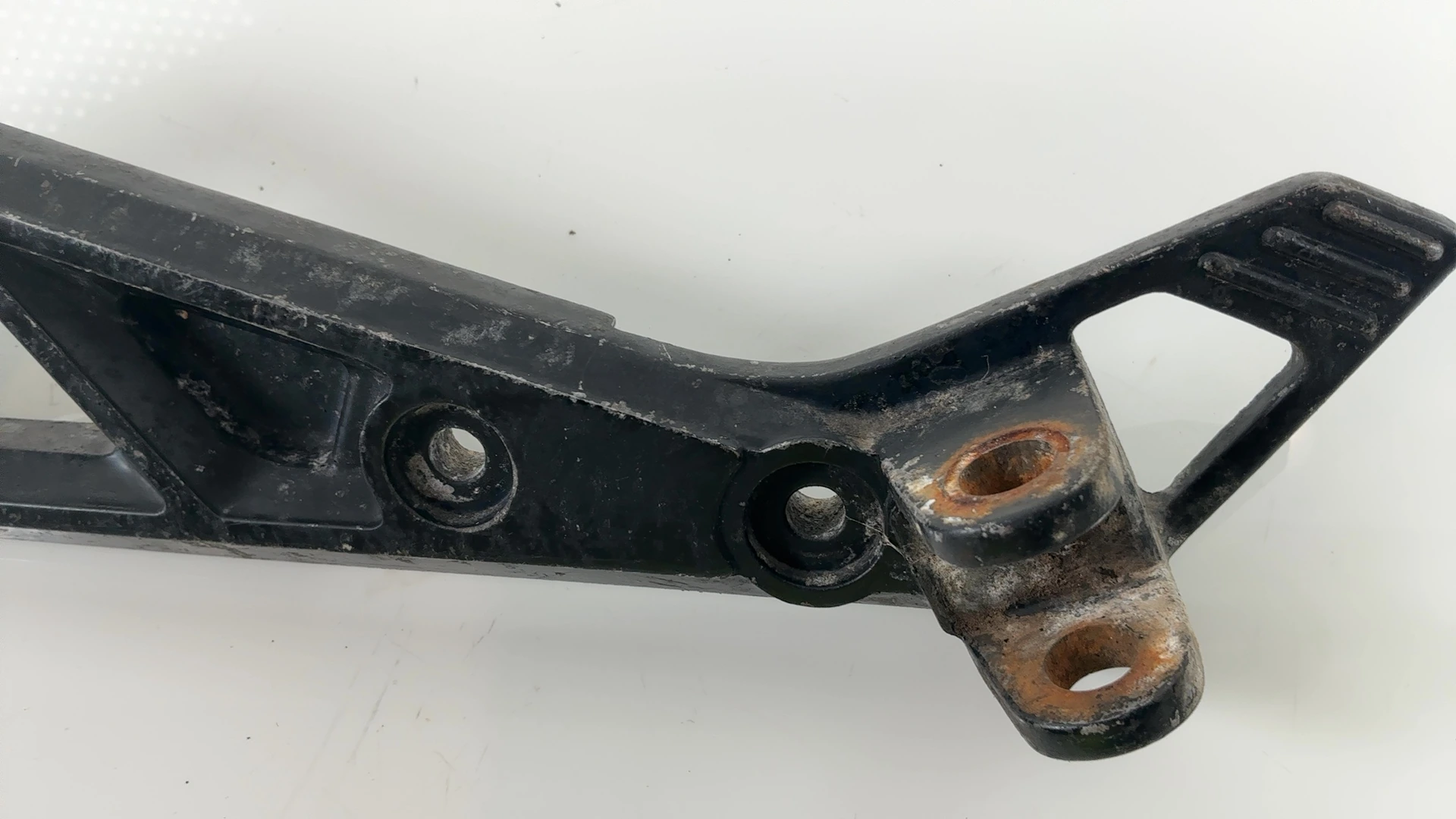 Kawasaki GPz 750 ZX750 750cc Left Foot Peg Bracket 1983-1985 OEM 34003-1162 - Image 4