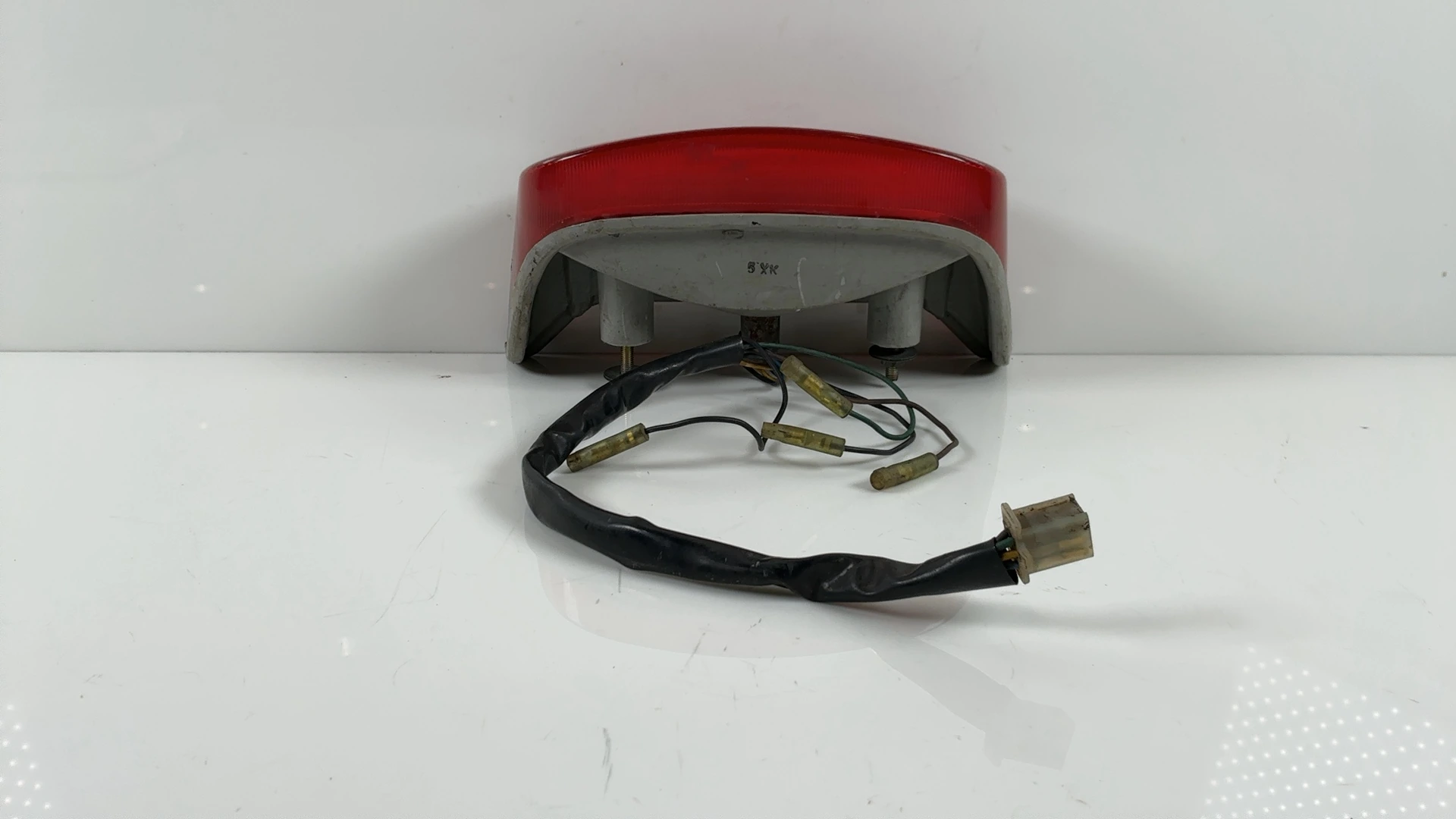 Yamaha XJ600 Diversion 4BR 600 Taillight 1992-2003 OEM 4BP-84710-00 - Image 4