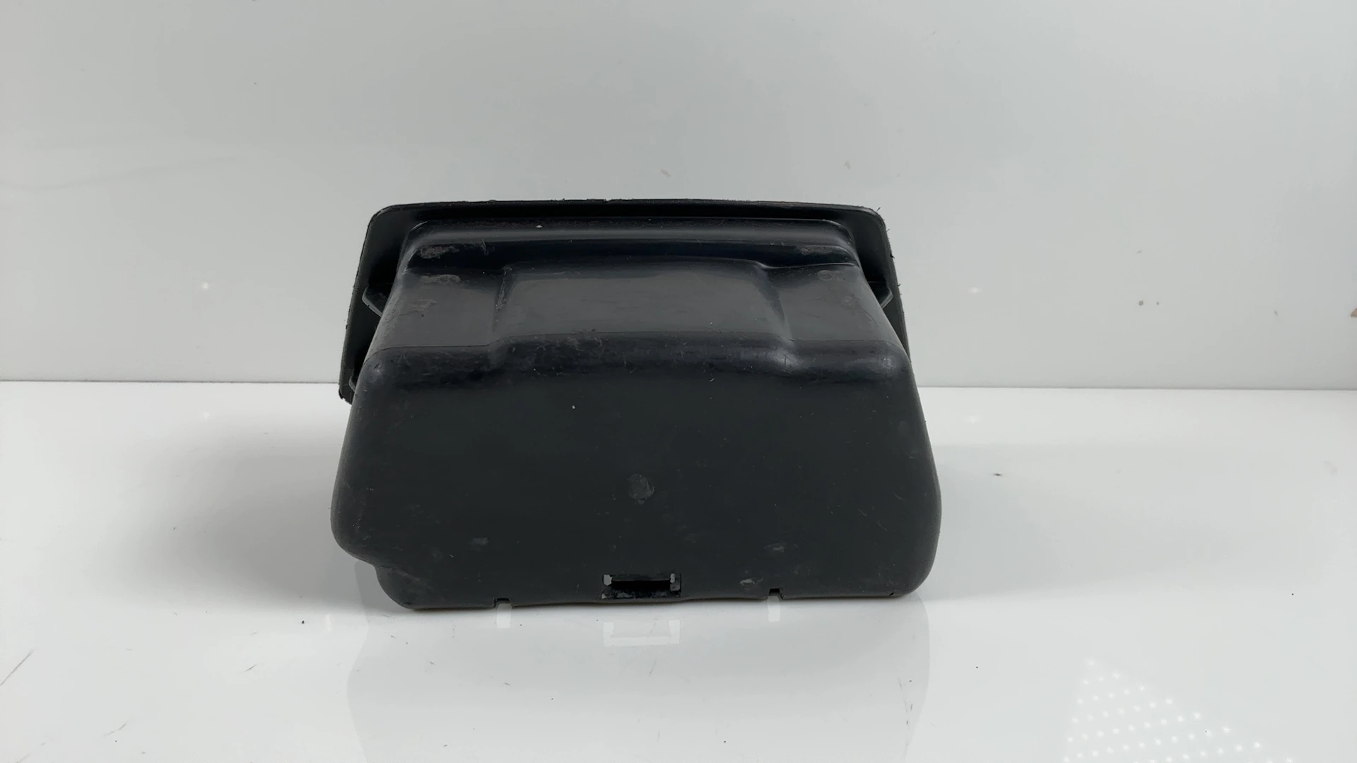 Yamaha Vision XZ550R 550cc Rear Tool Box Storage Tray 1982 1983 11H-2160E-00-00 - Image 4