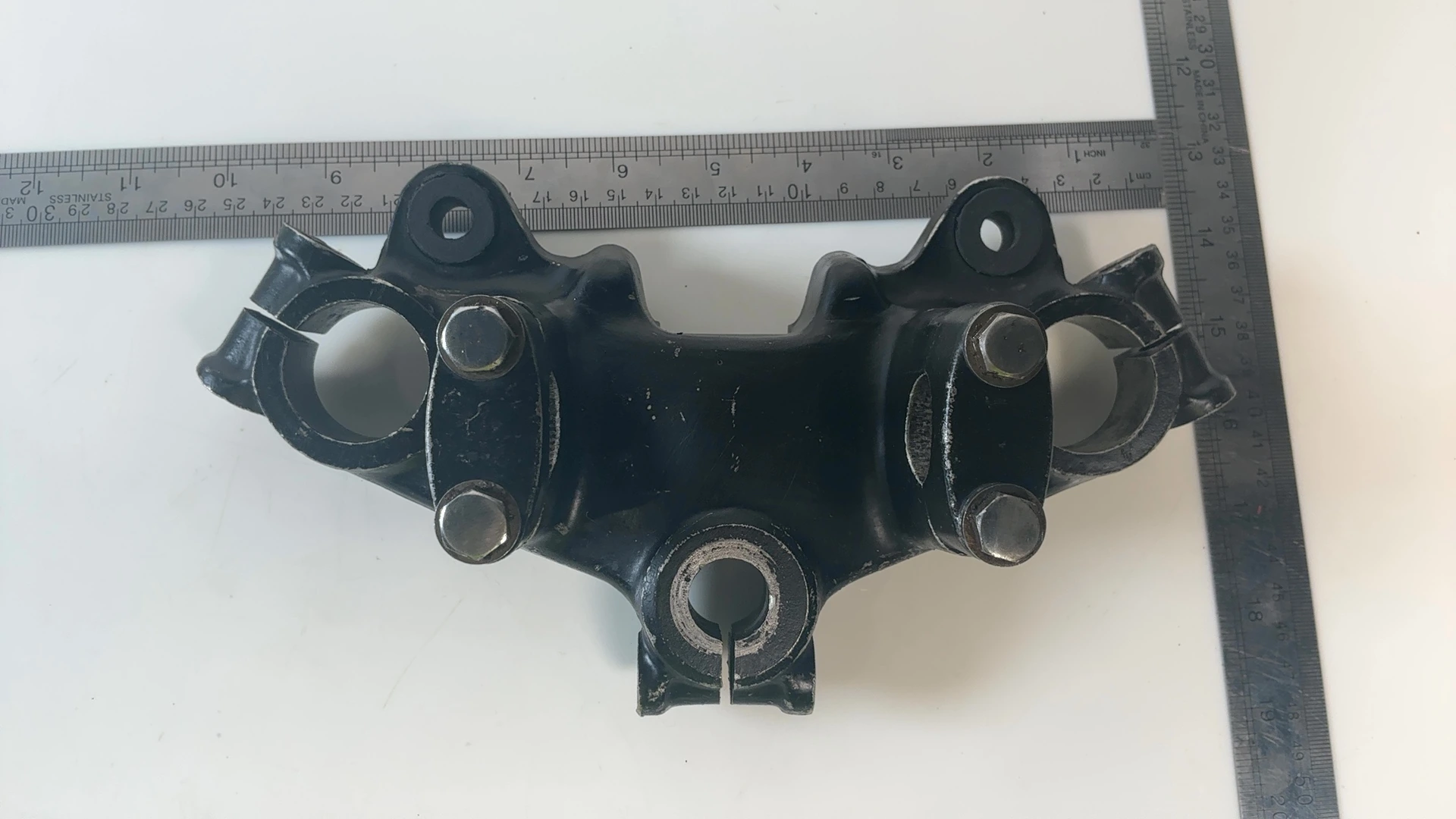 Suzuki GSX400E GK53C 400 Upper Triple Tree Clamp 1981-1985 OEM 51311-44100 - Image 4