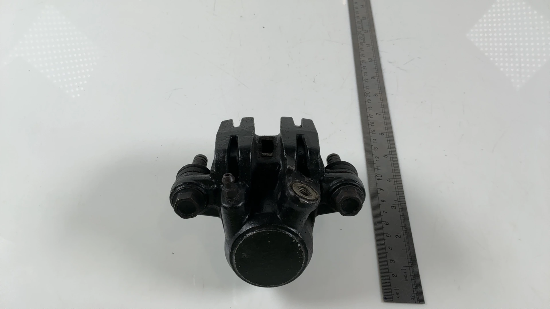 Suzuki GS550L GS550 550cc Front Left Brake Caliper 1979-1982 OEM 59300-49053 - Image 3