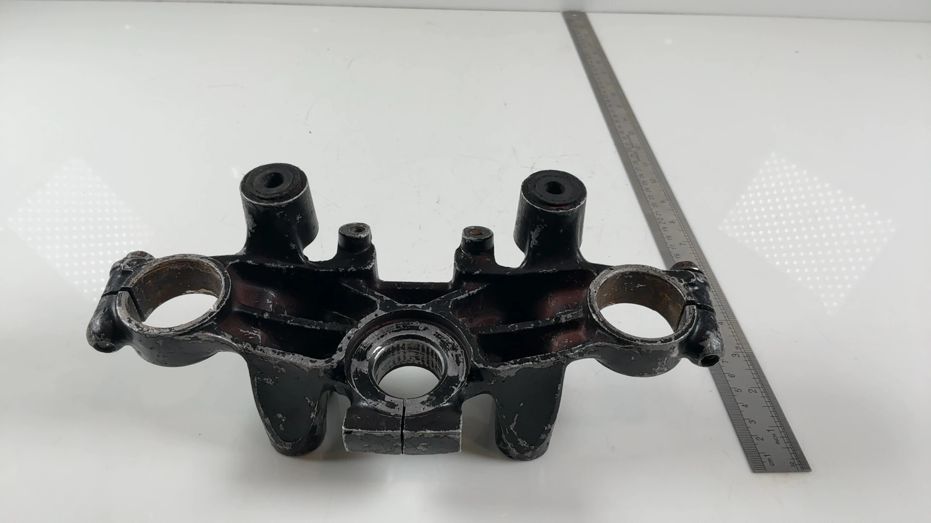 Kawasaki KZ550 LTD KZ550C 550cc Upper Fork Bridge Yoke 1980-1983 OEM 44039-1011 - Image 3