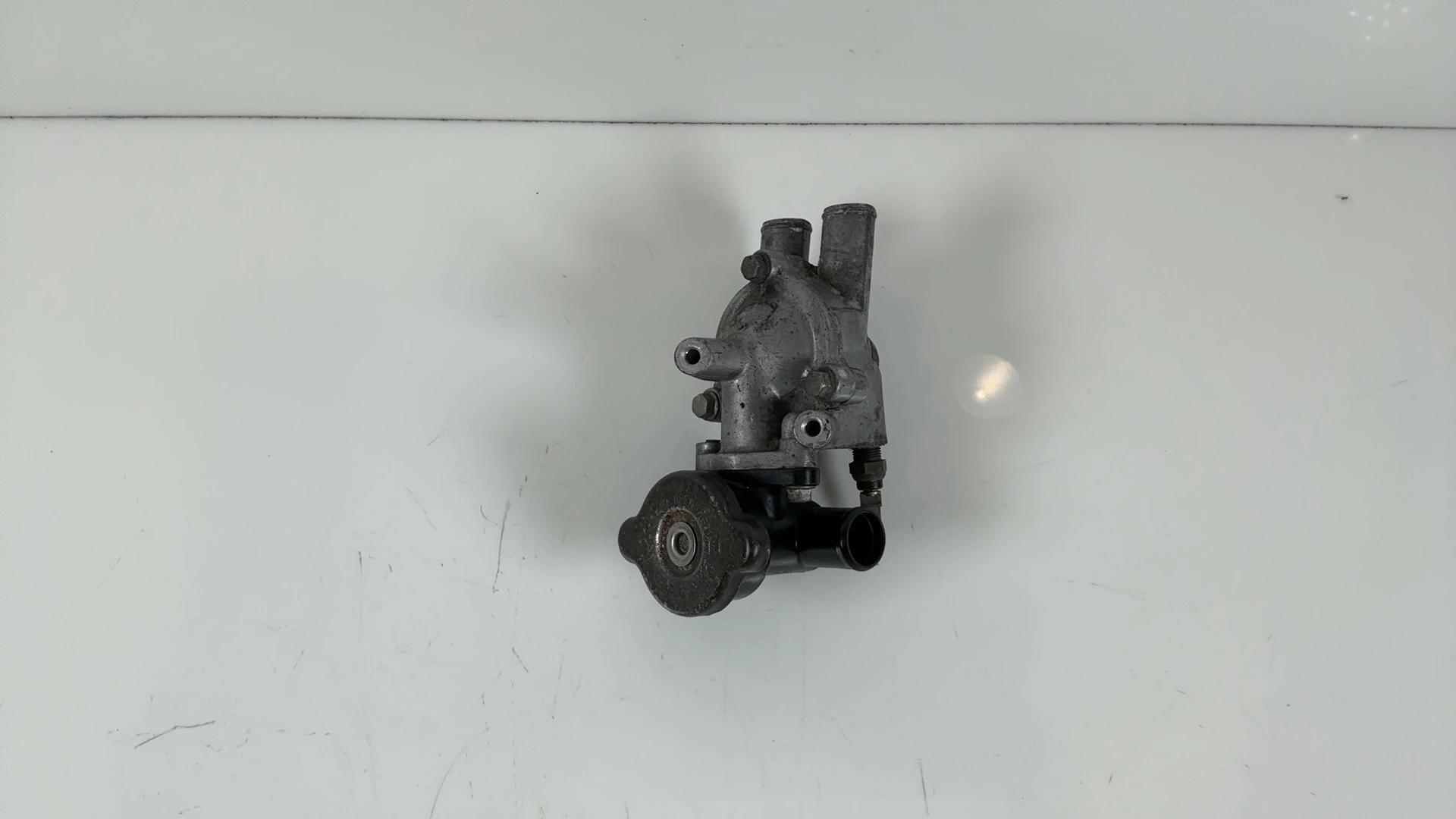 Kawasaki GPZ500S EX500D 500cc Thermostat Housing 1994-2003 OEM 49054-1059 - Image 4