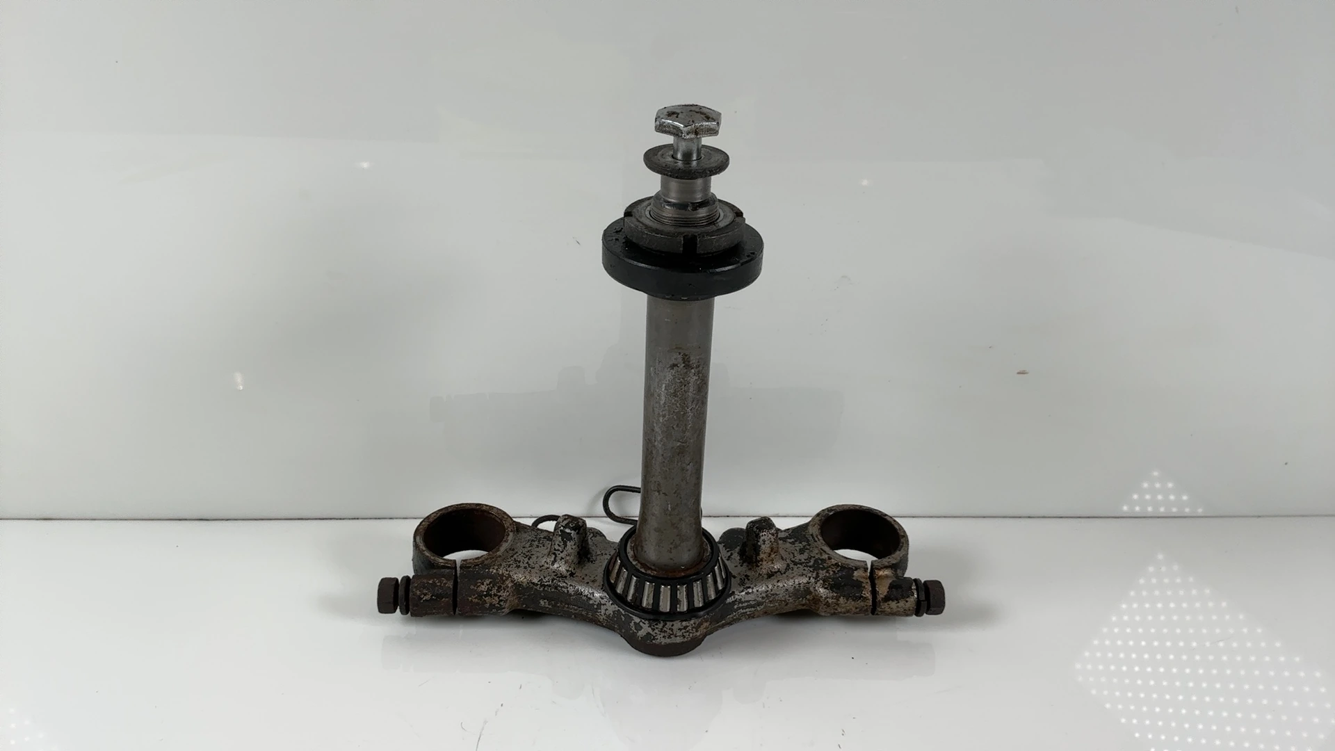Suzuki GS500E GS500 500cc Lower Triple Tree T Stump 1989-2000 OEM 51410-01D91 - Image 2