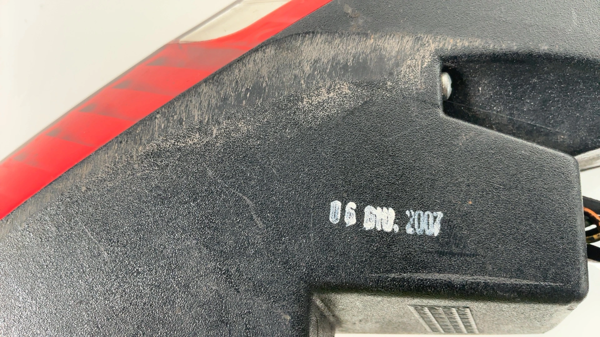 Peugeot Satelis 125 1st Gen Left Rear Tail Light Lamp 2006-2012 OEM 766943 - Image 5