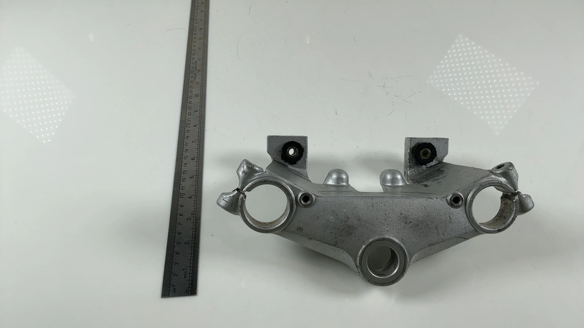 Yamaha TZR 125 2RH 125cc Upper Fork Bridge Yoke 1987-1992 OEM 2RH-23435-00 - Image 4