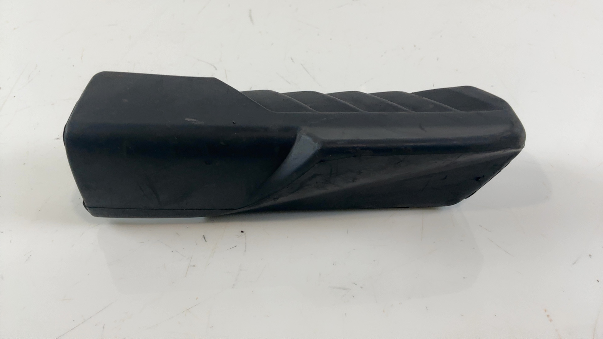 Honda S-Wing FES125 125cc Left Rear Footrest Step Rubber 07-13 OEM 50715-KRJ-900 - Image 3