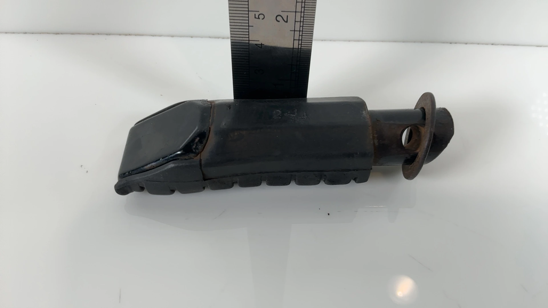 Honda NTV 650 RC33 650cc Rear Right Foot Peg 1988-1998 OEM 50633-MS9-000 - Image 10