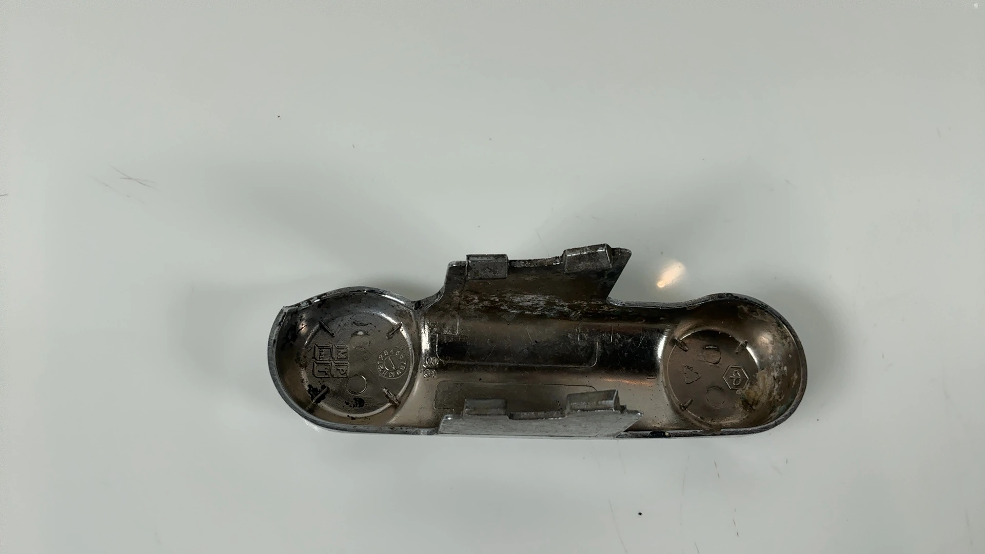 Vespa GT200 GT 200 CC Front Suspension Fork Arm Link Cover 2004 2005 OEM 561433 - Image 3