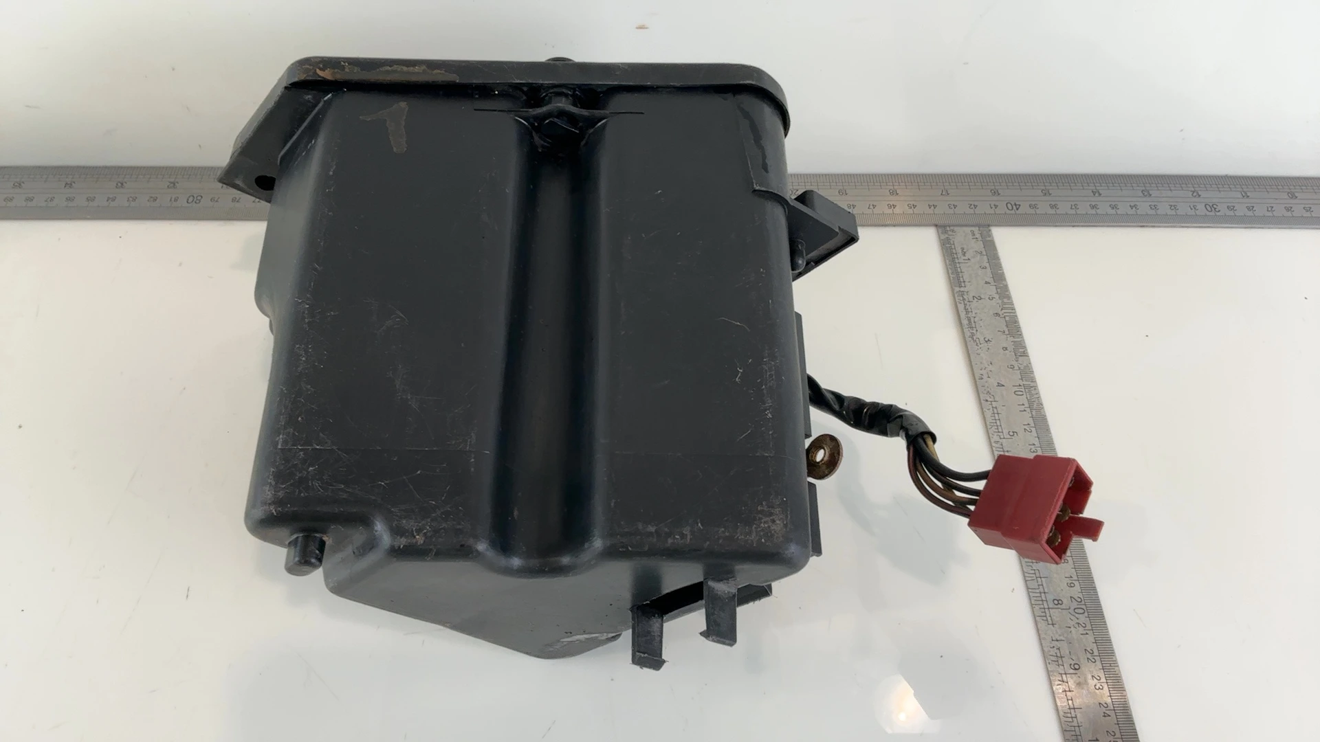 Honda Sabre VF700S 700cc Rear Tool Box Fuse Holder 1982-1985 OEM 83500-MB0-000 - Image 4