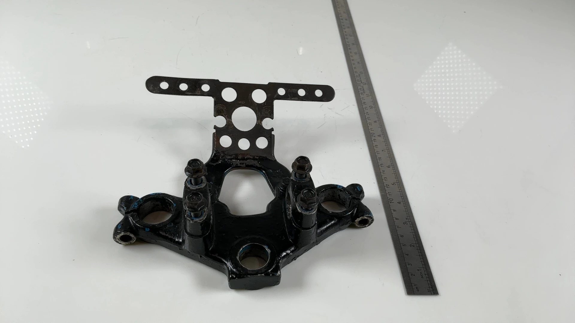 Yamaha RD125LC 10W 125cc Upper Fork Bridge Yoke 1982-1984 OEM 10W-23435-00-98 - Image 3