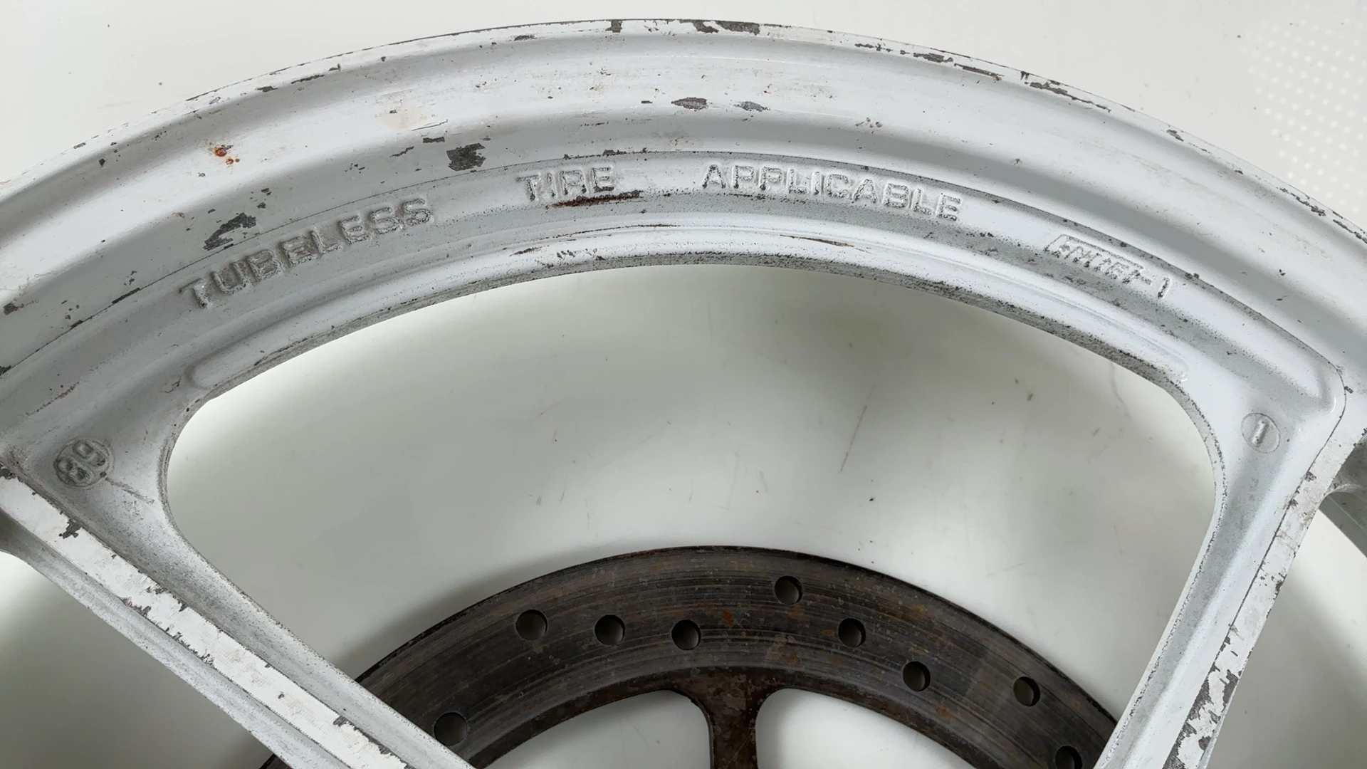 Suzuki RG125 RG80 Gamma NF12A 125cc Front Wheel Rim 1985-91 OEM 54111-36A02-28W - Image 6