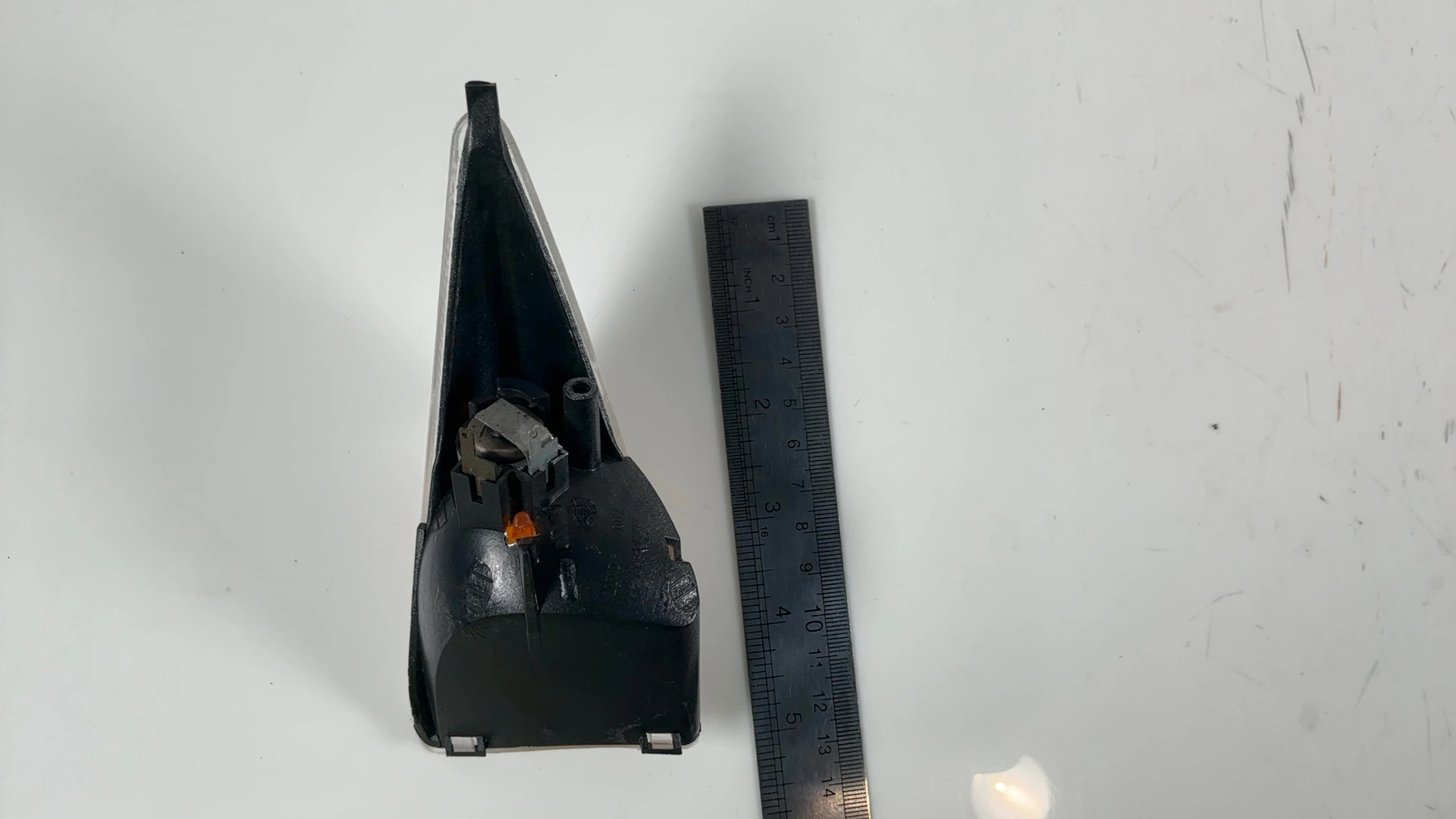 Peugeot Speedfight 2 50cc Rear Left Indicator Light 1997-2009 OEM 743095 - Image 3