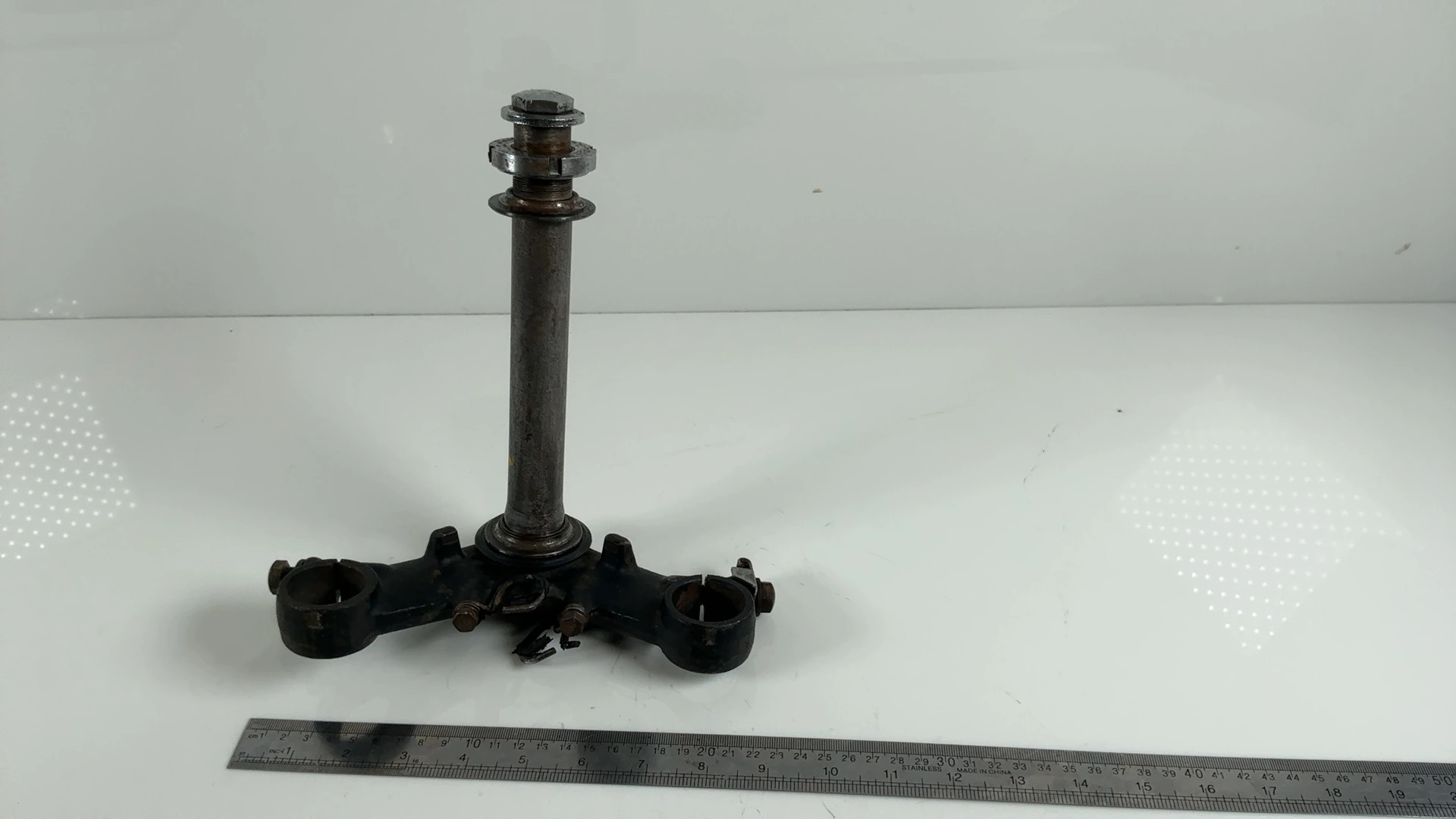 Kawasaki KZ400 B H Lower Triple Tree Clamp Steering Stem 1979 1980 44037-1002