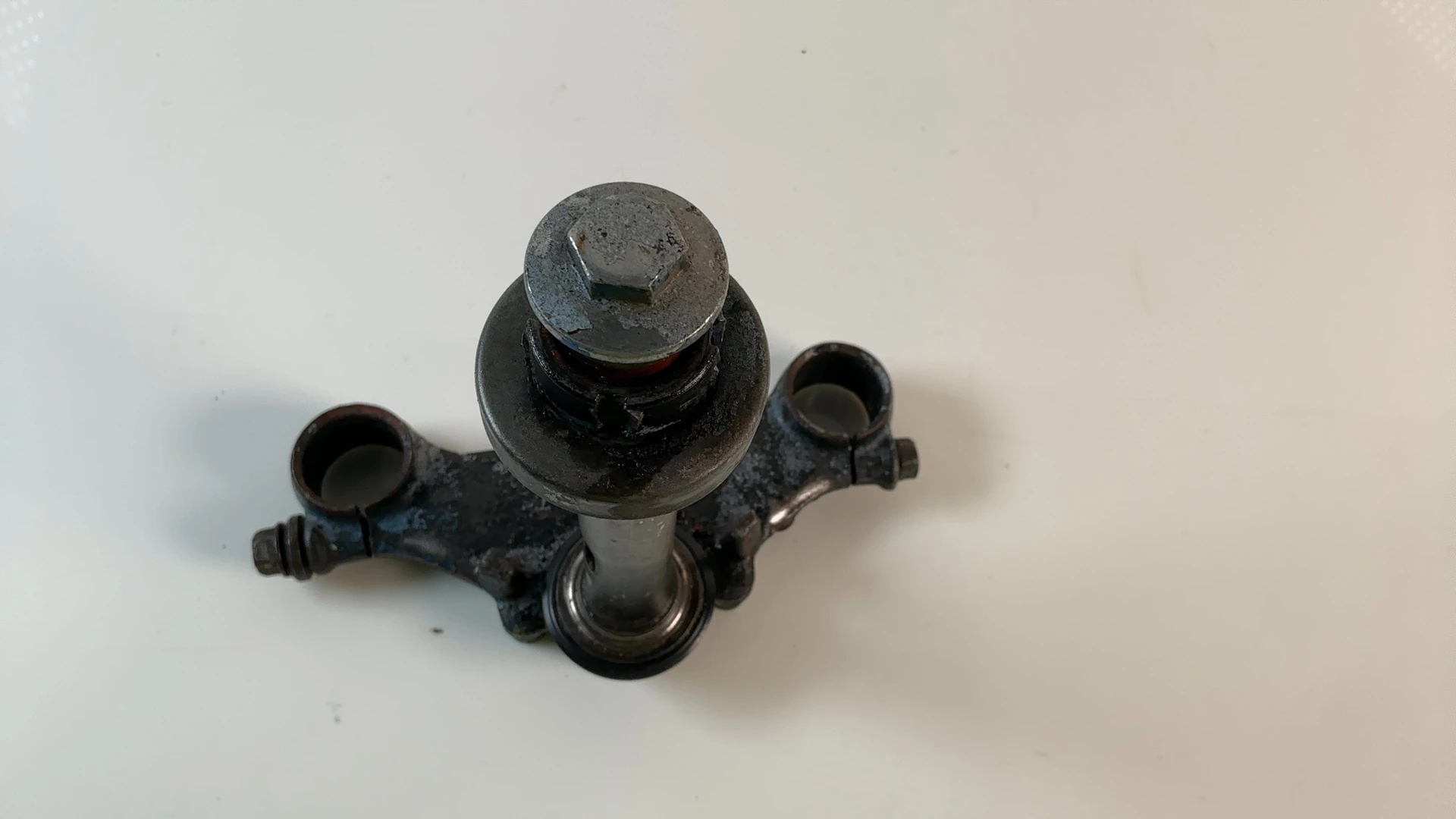 Kawasaki KE125 KE125-A 125cc Lower Fork Bridge Yoke 1976-1985 OEM 44037-1030 - Image 6