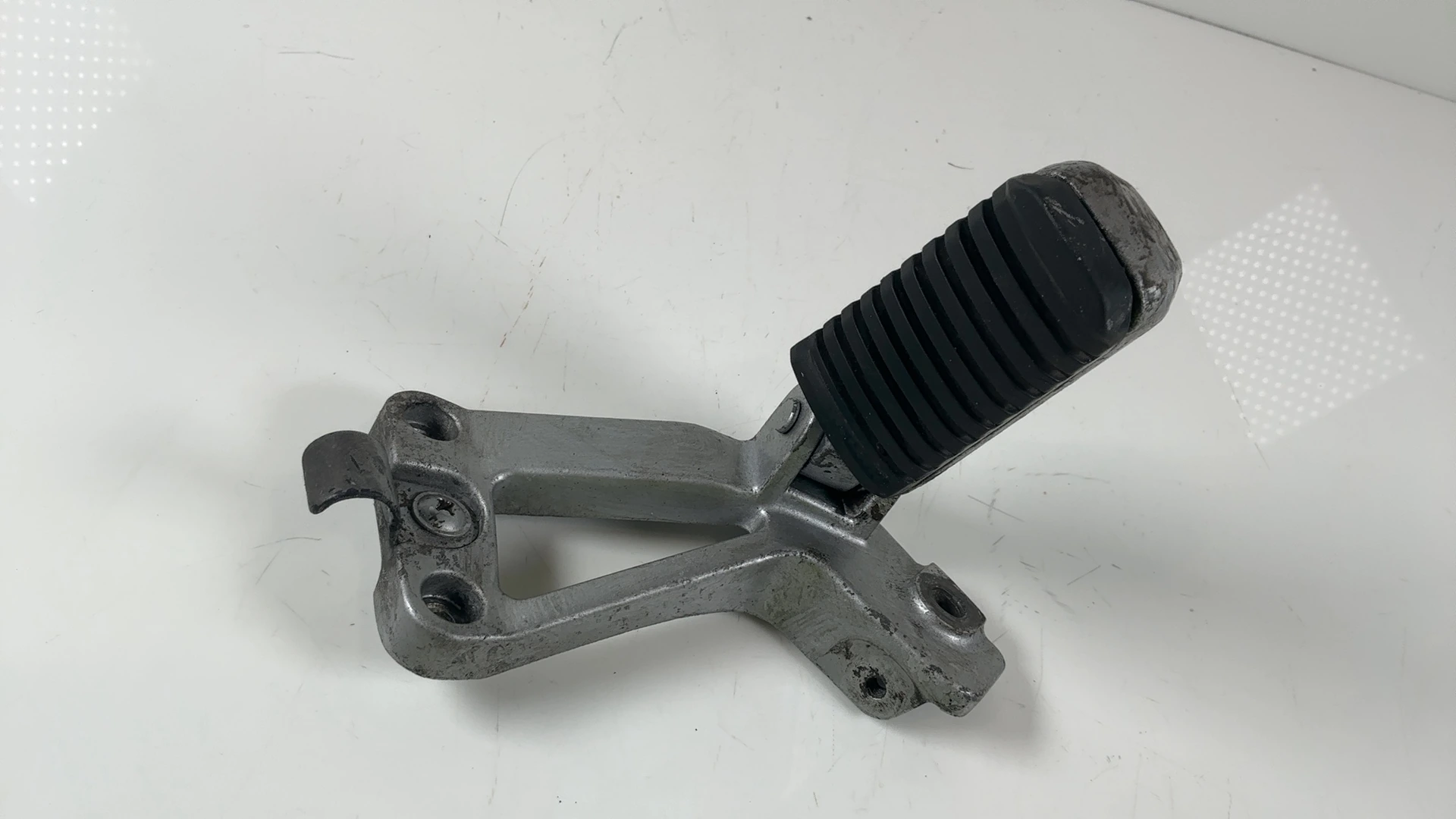 Kawasaki Concours ZG1000A 1000 Rear Right Footrest Hanger 1996-97 OEM 35011-1294