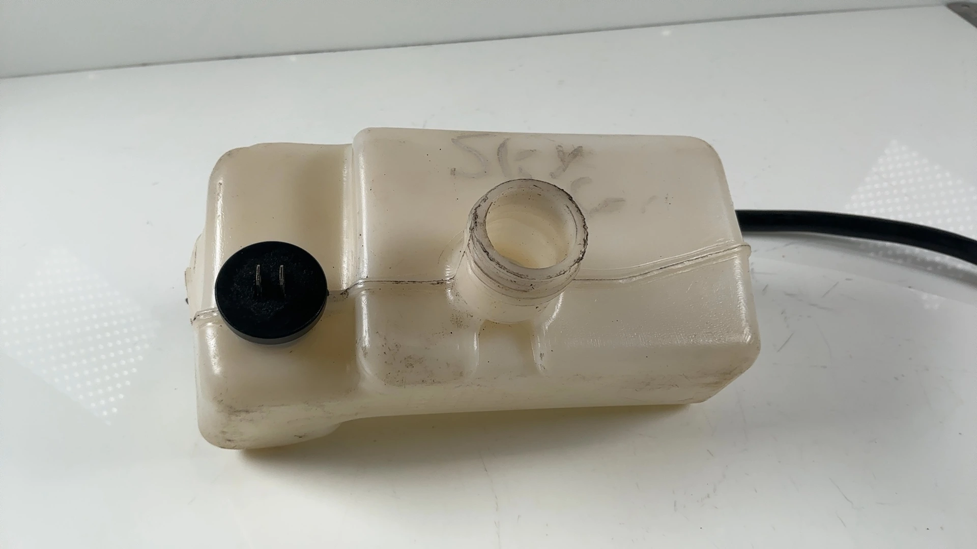 Honda Sky SGX50 50cc 2-Stroke Oil Tank Reservoir 1996-2003 OEM 55100-GCG-930 - Image 6