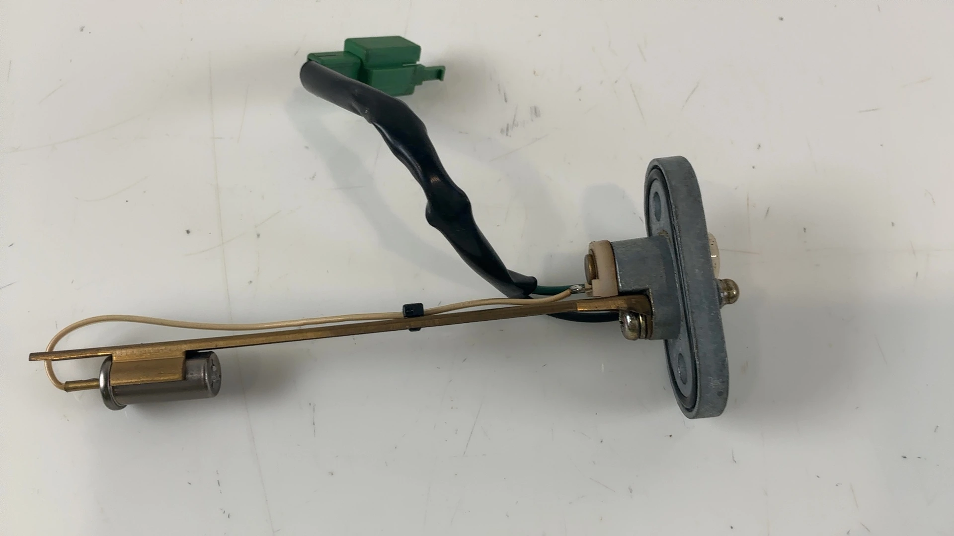 Yamaha BT1100 Bulldog 1100cc Fuel Level Gauge Sensor 2001-07 OEM 5JN-85752-00-00 - Image 2