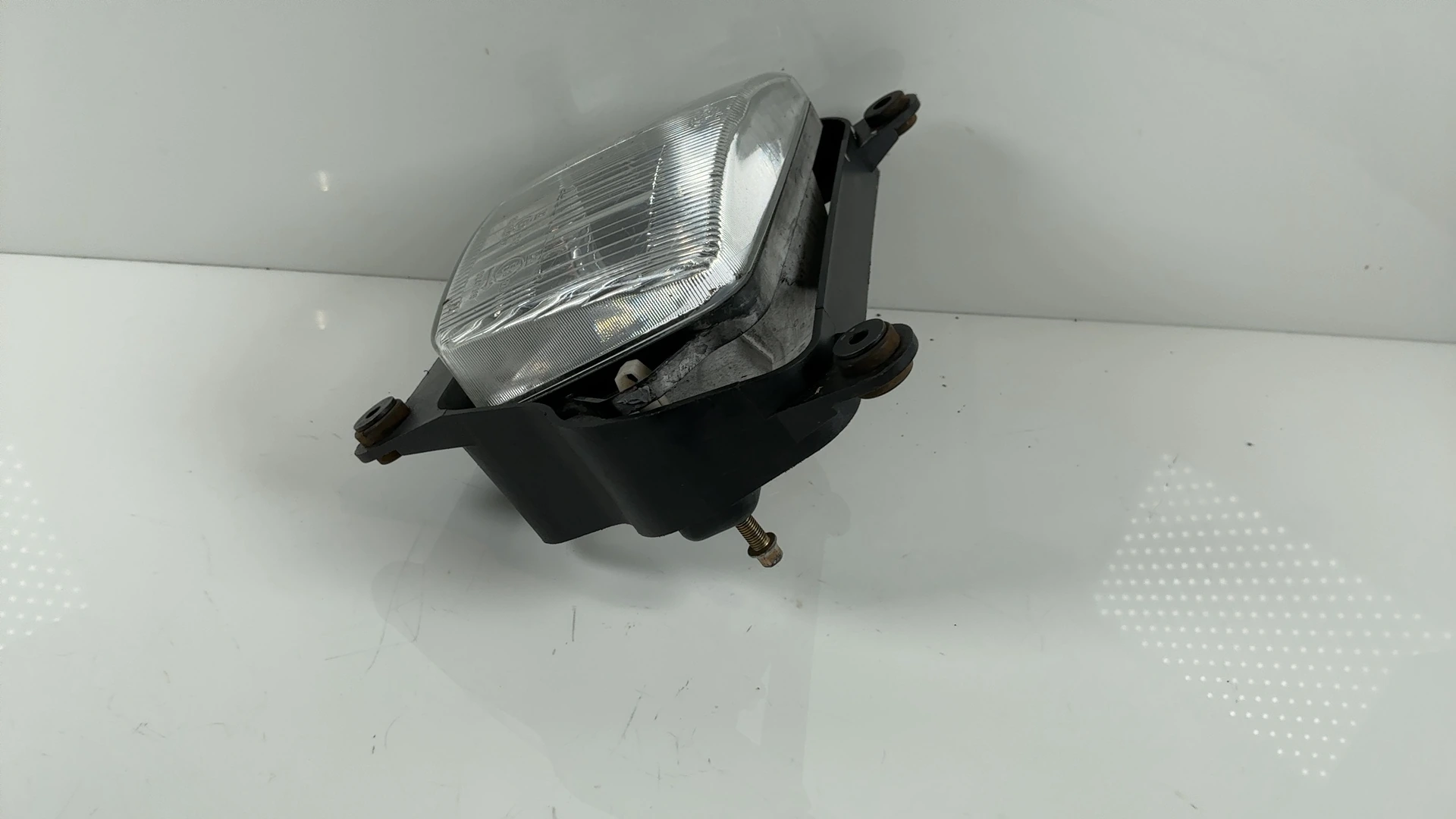 Triumph Trophy 900 1200 4 CC Front Headlight Assembly 1991-1995 OEM T2700480 - Image 9