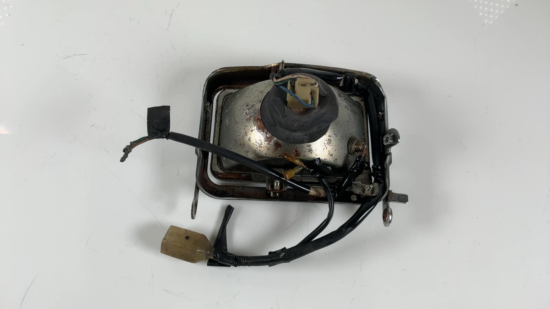 Honda Elite CH150 Deluxe 150cc Headlight 1985-1986 OEM 33100-KN7-671 - Image 6