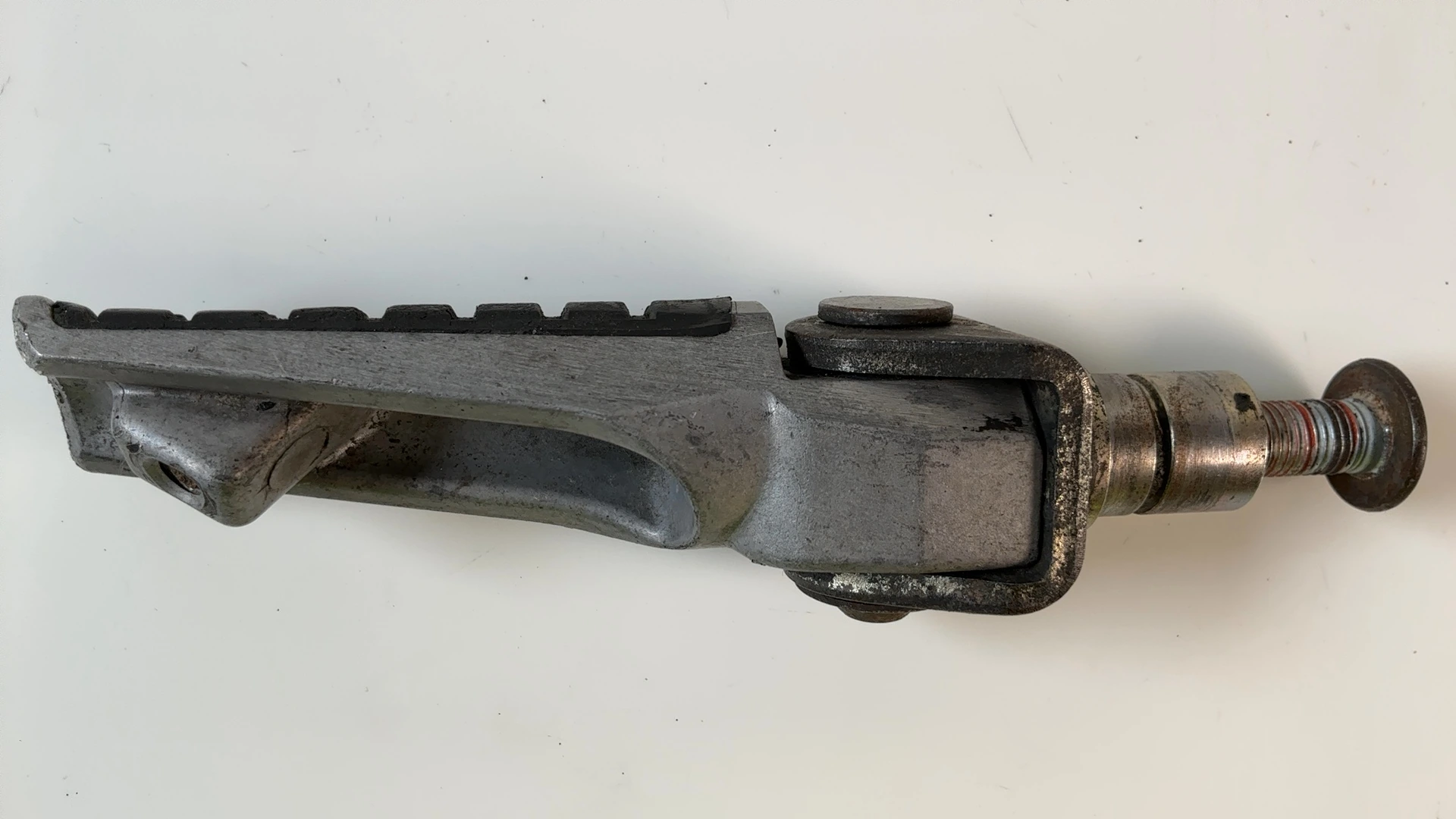 Kawasaki Ninja ZX-7R ZX750 750cc Front Right Foot Peg 1996-2003 OEM 34028-1339 - Image 3