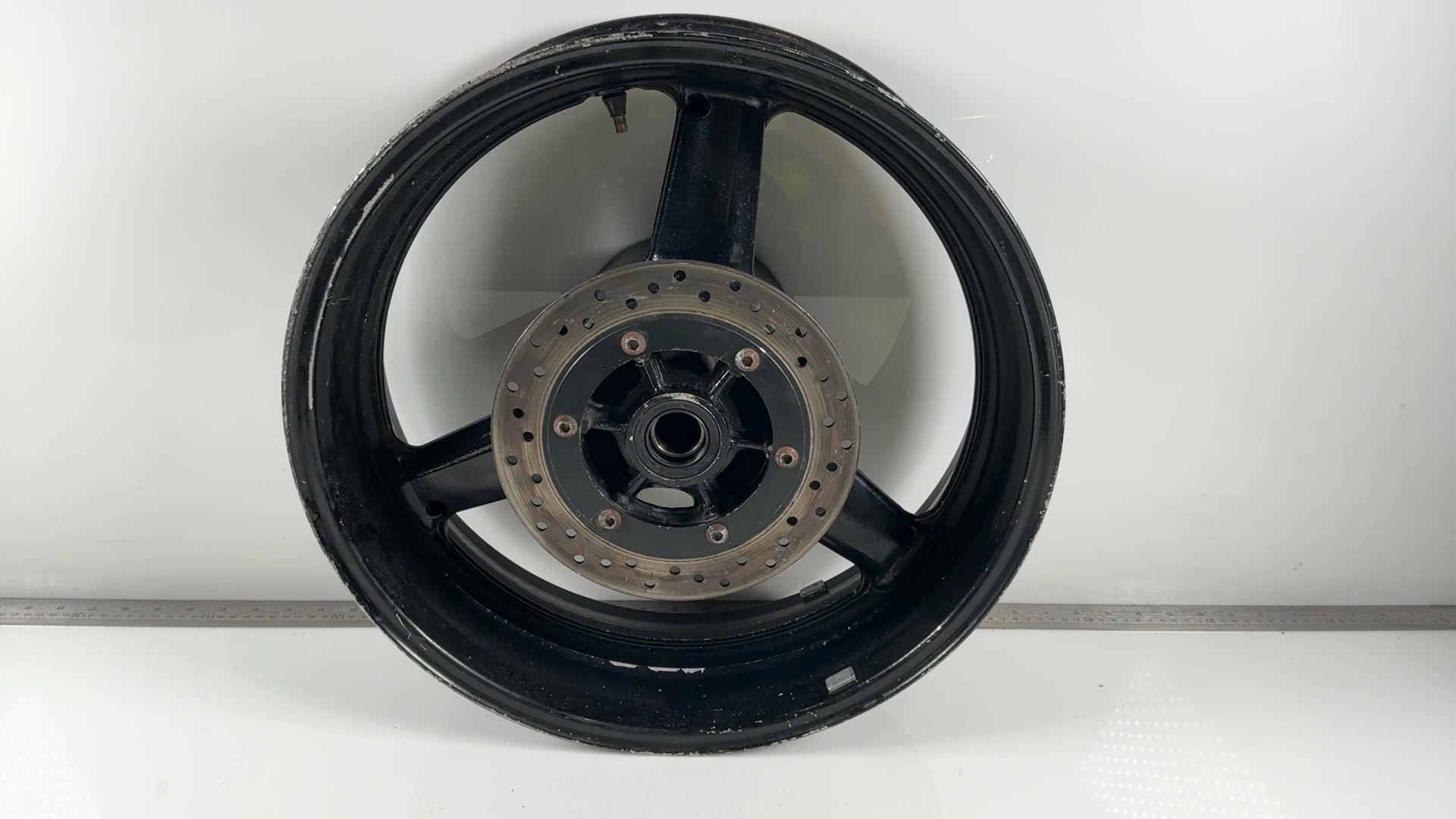 Yamaha YZF R6 YZFR6 600 Rear Wheel Rim 1999-2002 OEM 5EB-25338-00-33 ROH 5EB