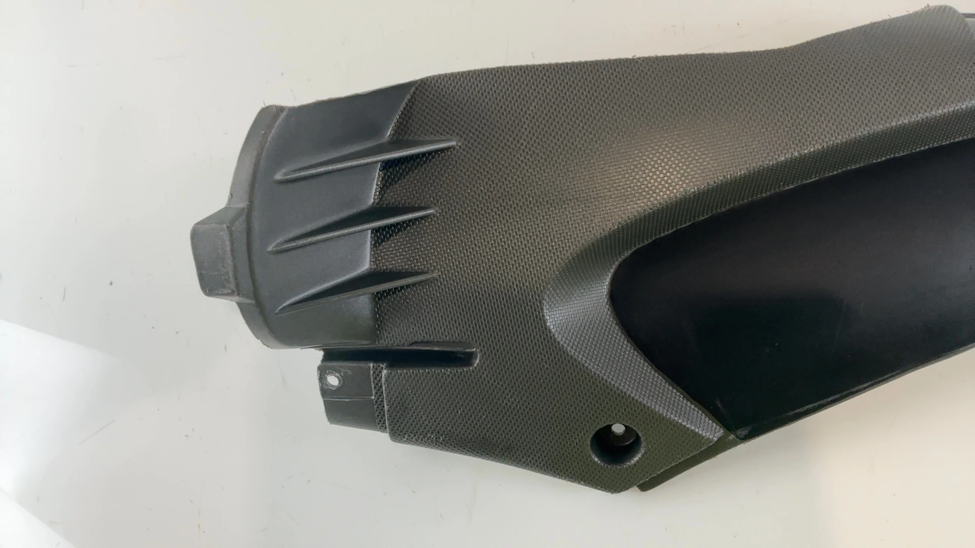 Aprilia SR Motard 125 CC Right Side Fairing Cover 2012-2017 OEM 101361 - Image 5