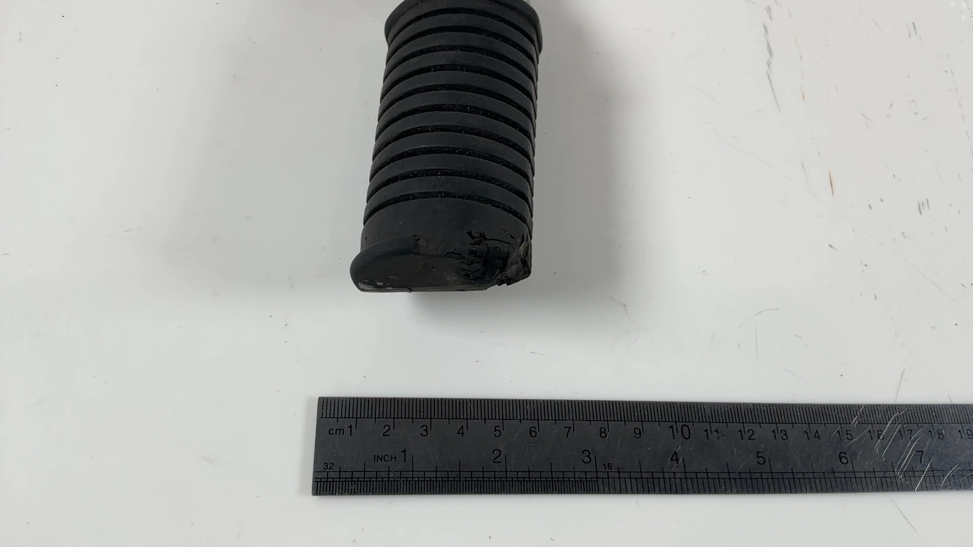 Suzuki GS850 GS850G Right Front Footrest 1979-83 OEM 43510-45110-019 43510-45110 - Image 5