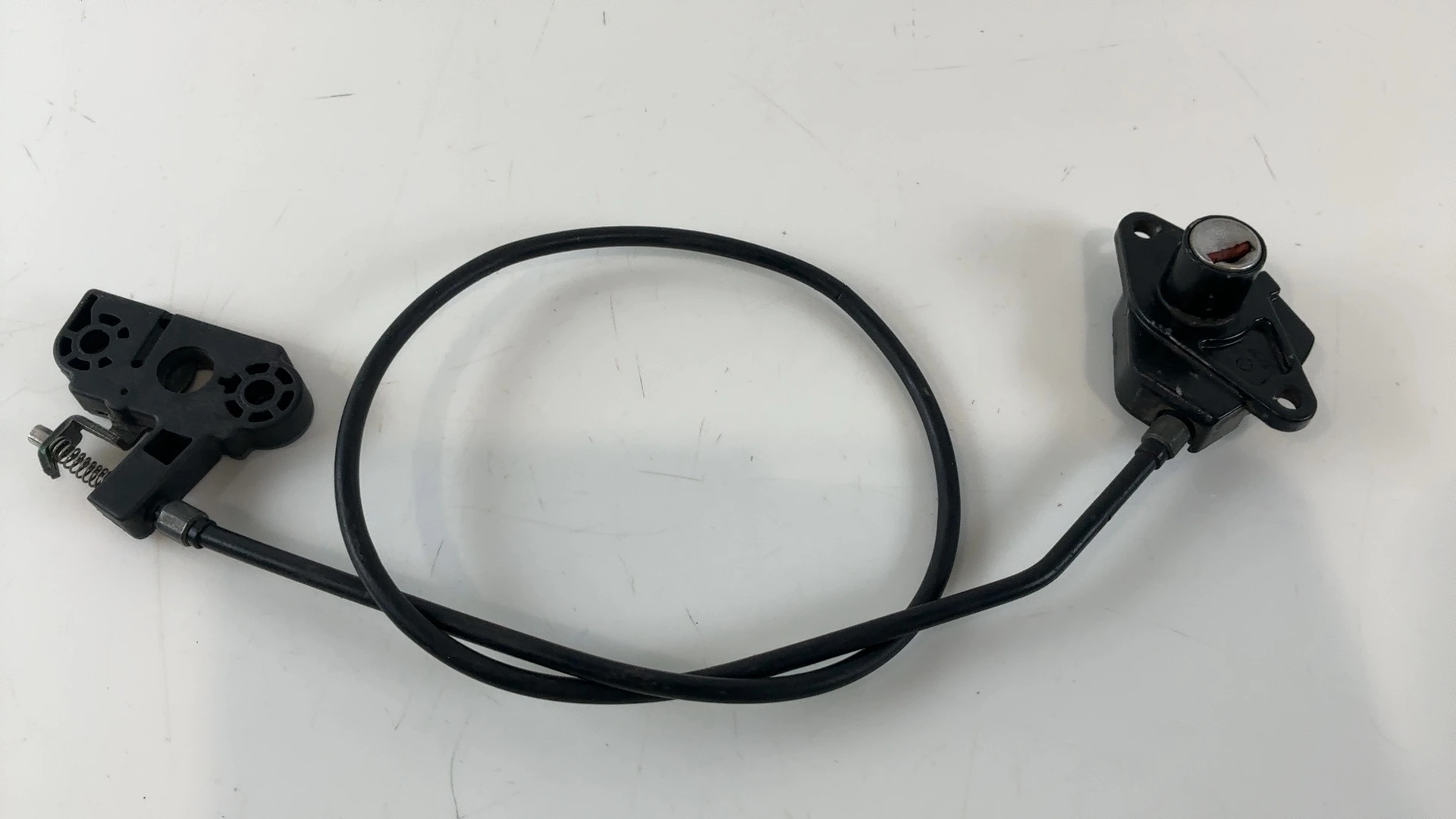 Triumph Speed Triple 955i 955 CC Seat Latch Lock Cable 2004 2005 OEM T2500882 - Image 2