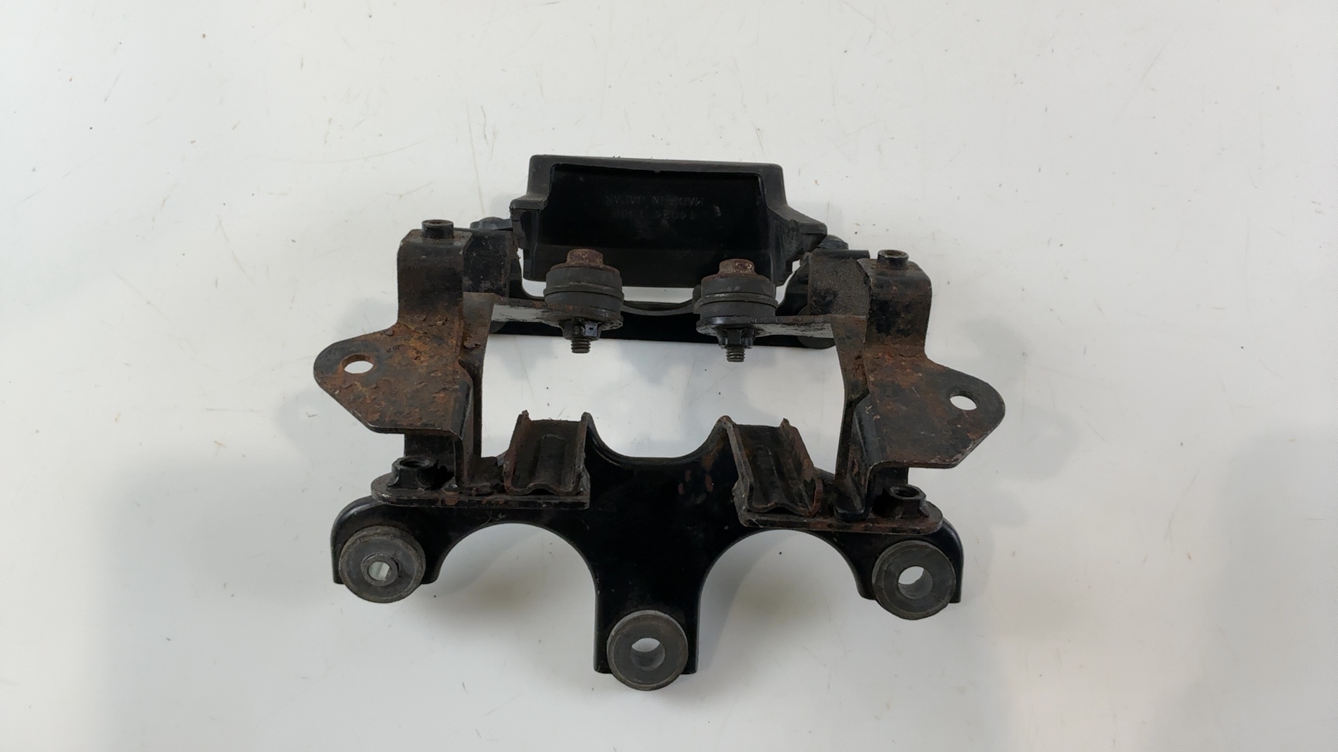 Kawasaki ZZR600 ZX600E 600cc Tail Light Bracket 1993-2004 OEM 11047-1883 - Image 3