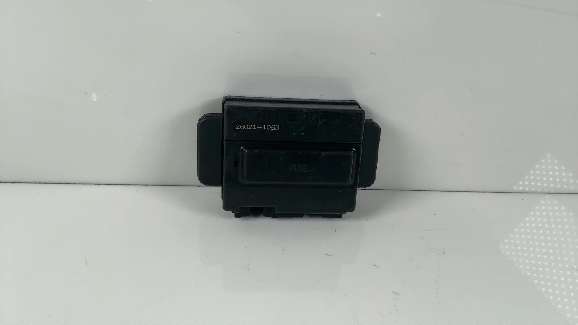 Kawasaki ZZR600 ZX600D 600CC Fuse Box Junction Box 1990-1992 OEM 26021-1063