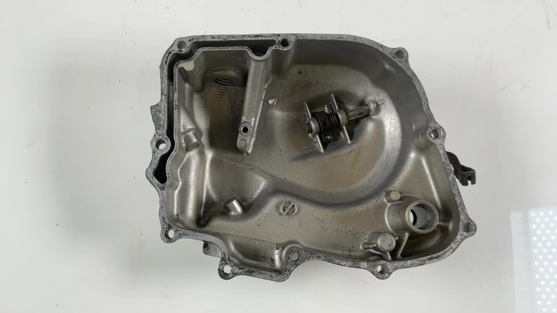 Honda Twinstar CM185T 185 Right Clutch Cover 1978-1979 OEM 11330-402-000 - Image 7