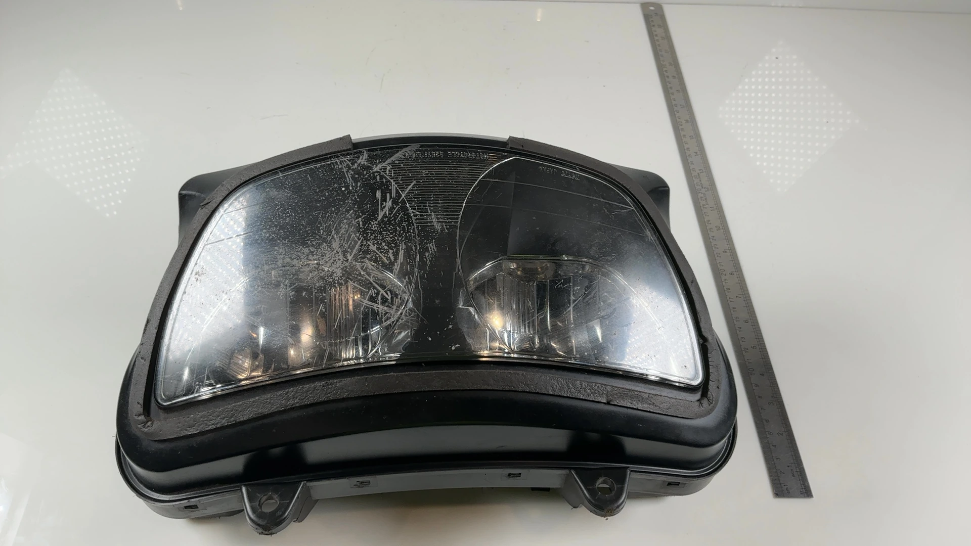 Suzuki GSX-R 750 SRAD GR7HA 750cc Headlight Assembly 1996-1999 OEM 35100-33E00 - Image 3