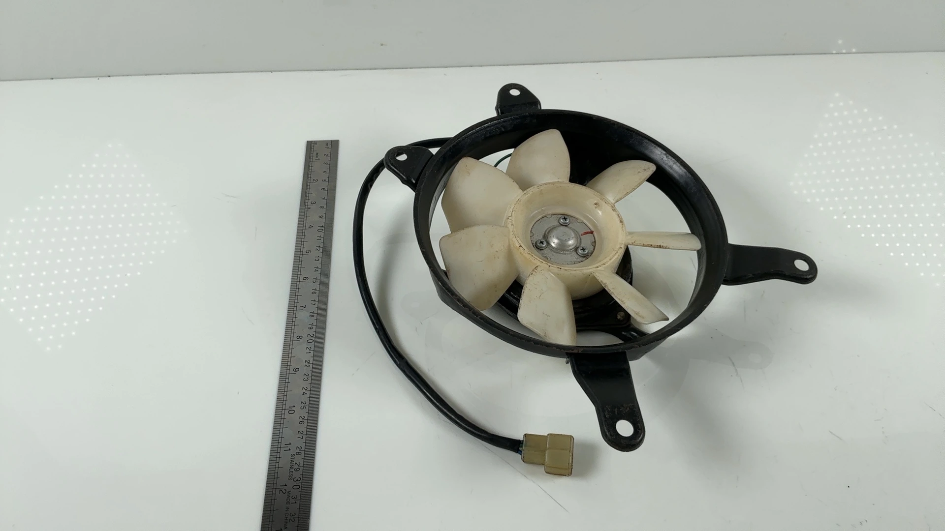 Kawasaki Ninja GPX 750R ZX750 F Radiator Cooling Fan 1987-1990 OEM 59502-1068 - Image 2