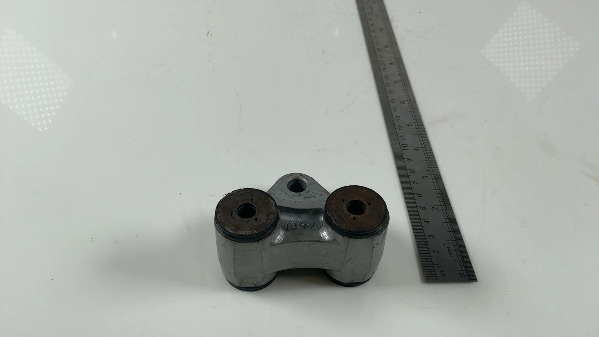 Kawasaki GPZ1000RX ZX1000A 1000cc Engine Mount Bracket 1986-1988 OEM 32029-1397 - Image 3