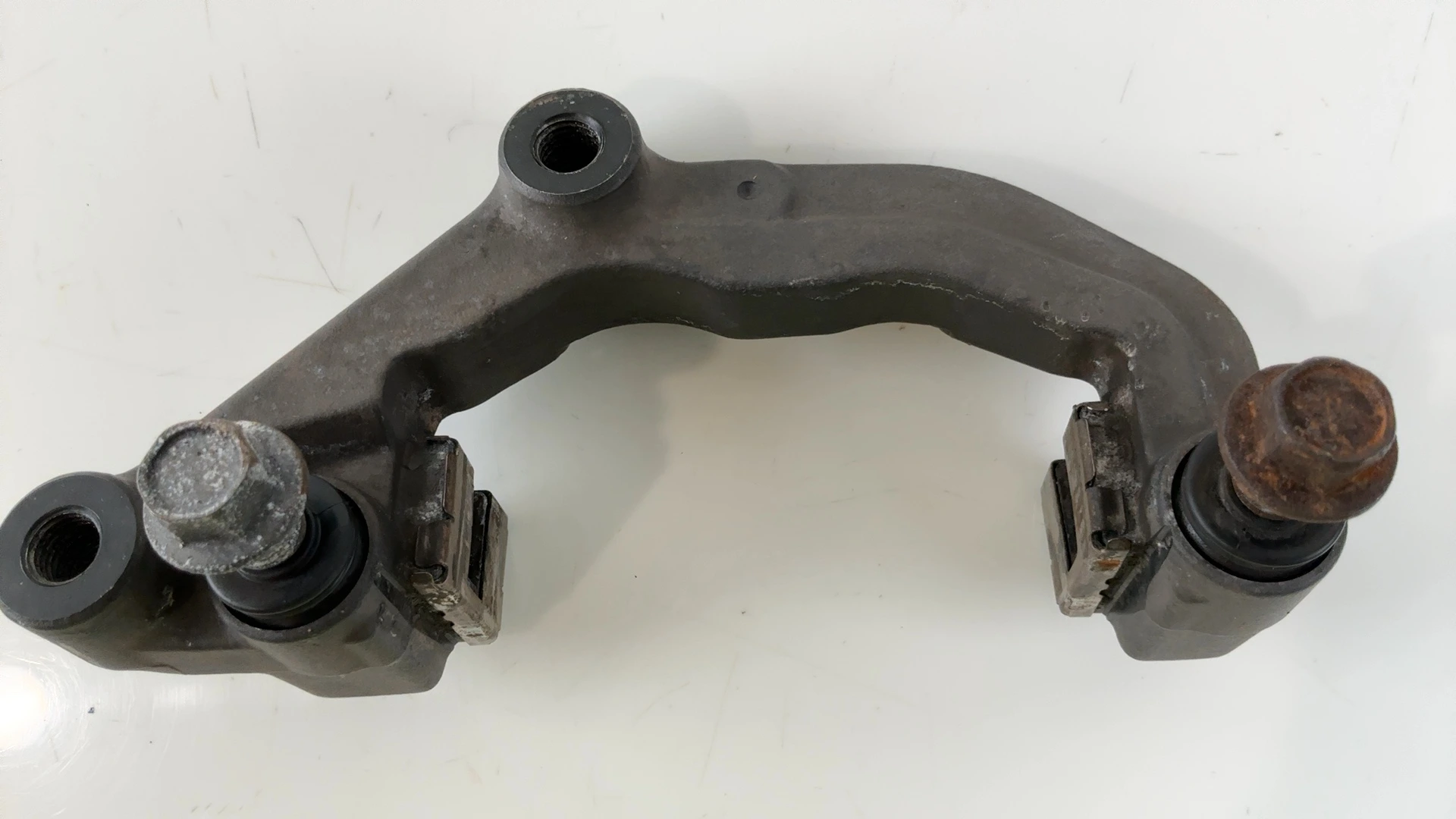 Yamaha XJ6 Diversion 600 CC Rear Brake Caliper Bracket 2009-16 OEM 20S-2580U 5KB - Image 6