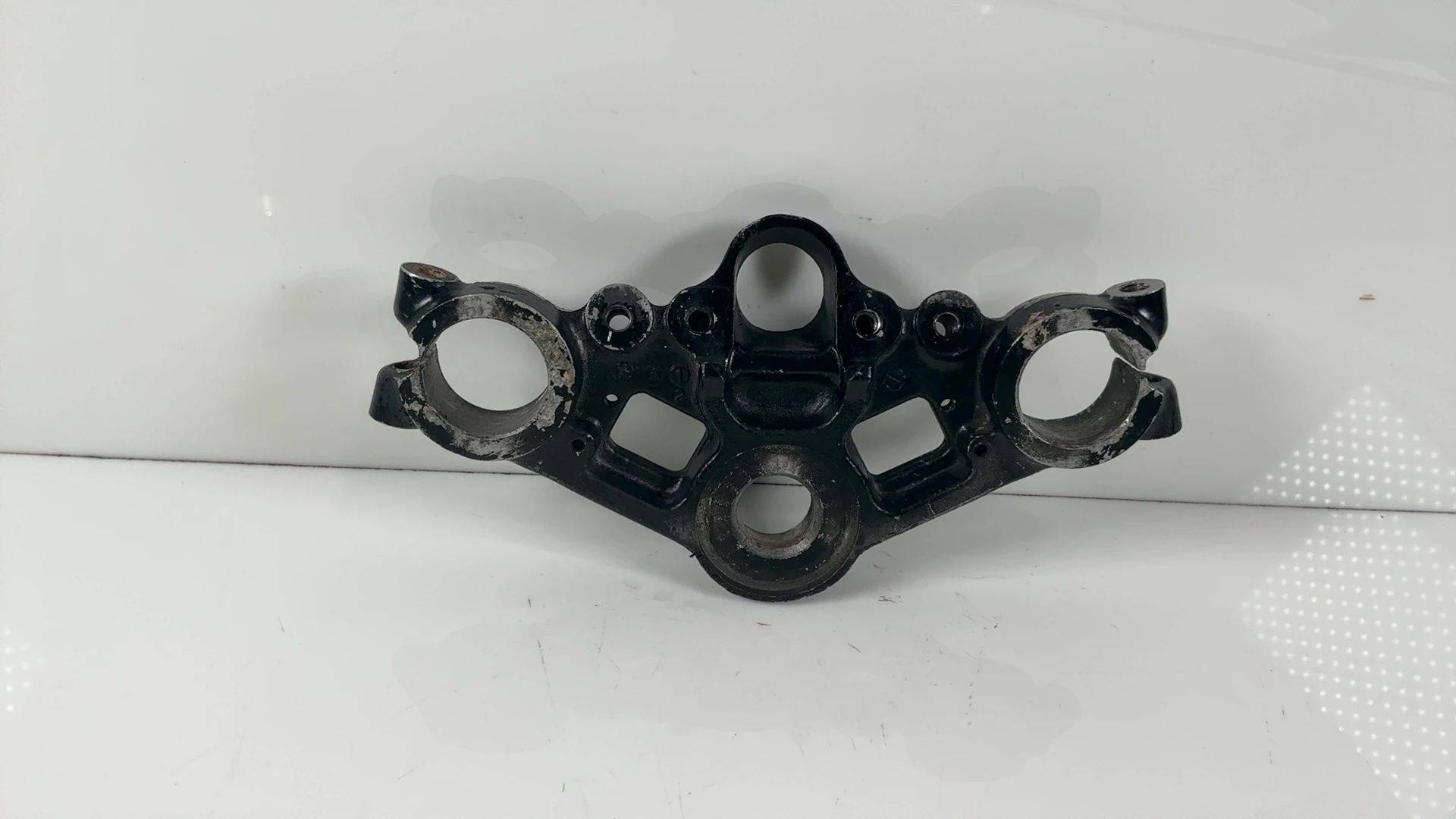 Honda VT250F MC08 250cc Upper Fork Bridge Yoke 1982-1985 OEM 53230-KE7-000 - Image 1