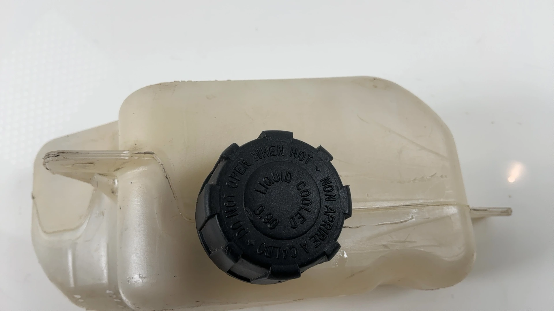 Aprilia Atlantic 125 200 Coolant Reservoir Tank 2002 2003 OEM AP8104999 - Image 3
