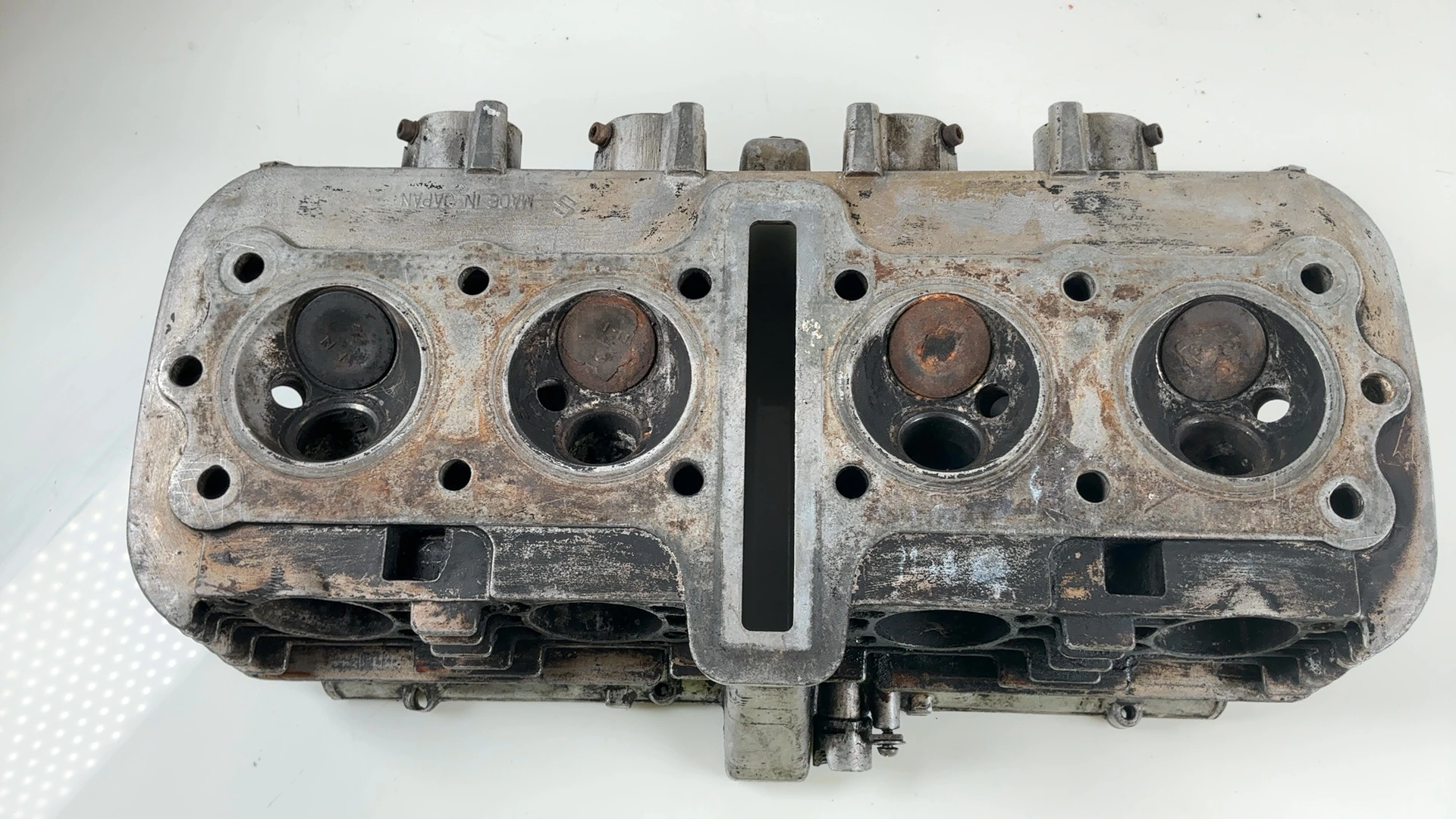 Suzuki GS750 GS750E 750 CC Cylinder Head 1976-1978 OEM 11100-45002 - Image 7